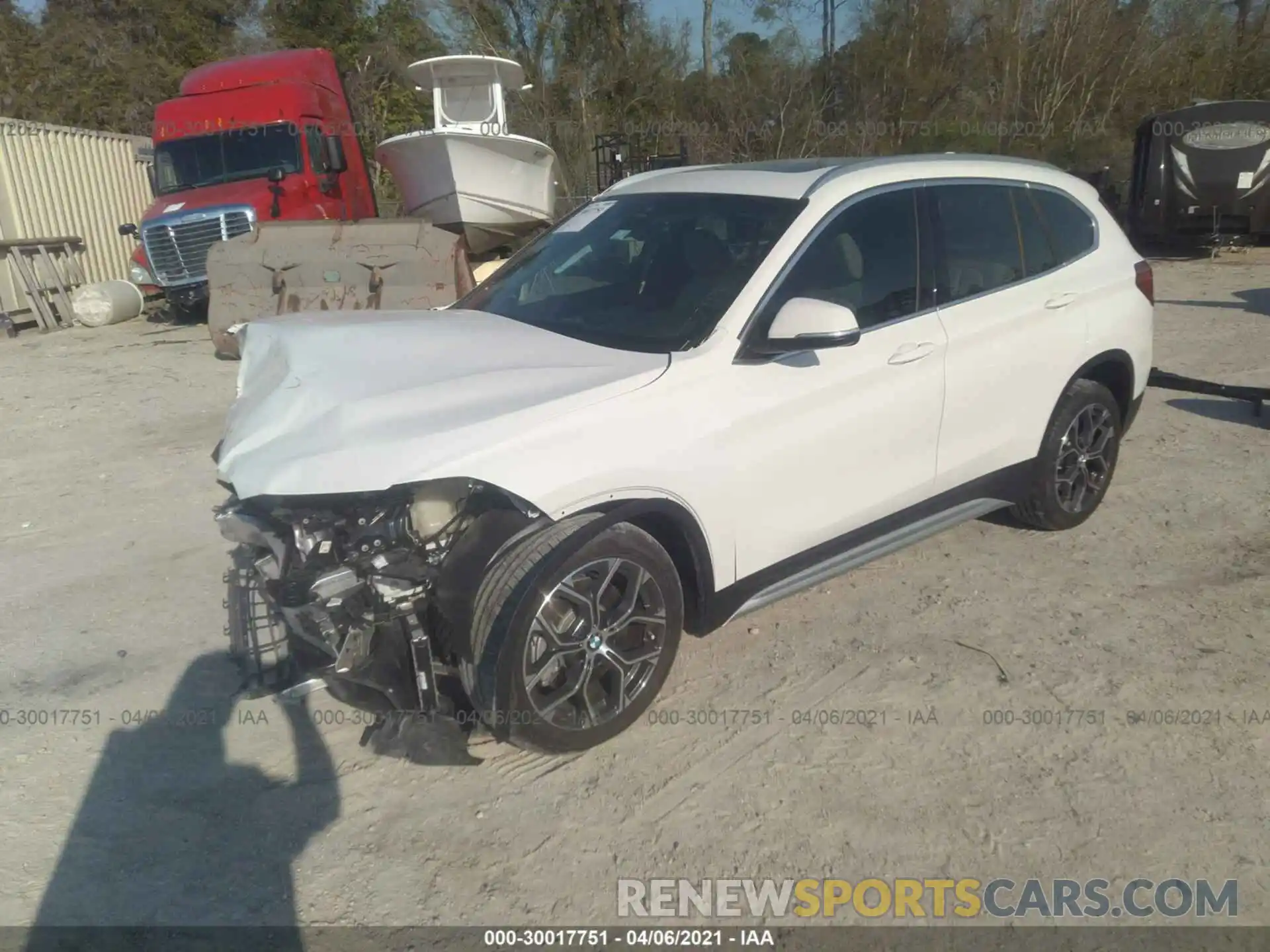 2 Фотография поврежденного автомобиля WBXJG9C01M5S29072 BMW X1 2021