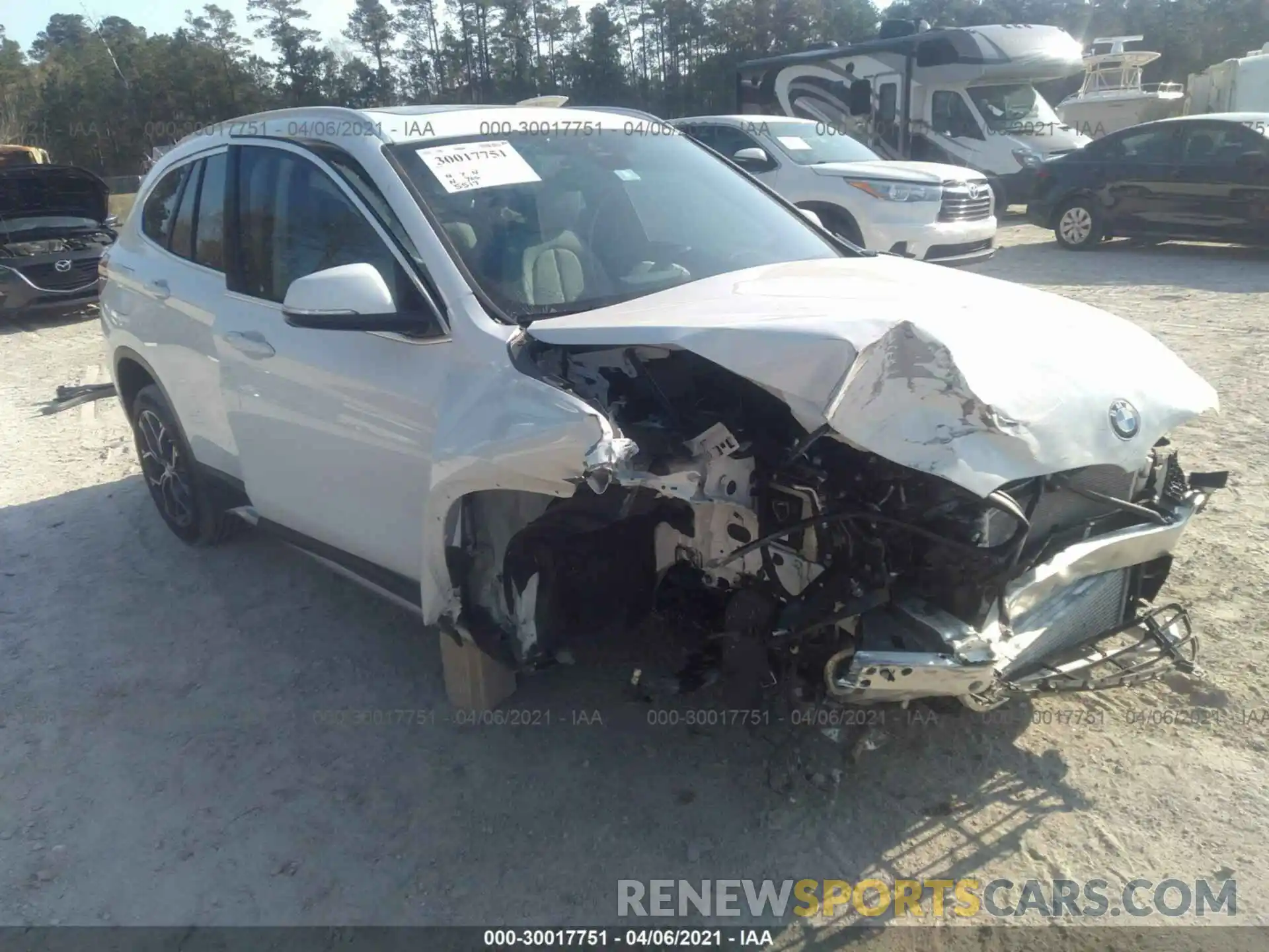 6 Photograph of a damaged car WBXJG9C01M5S29072 BMW X1 2021