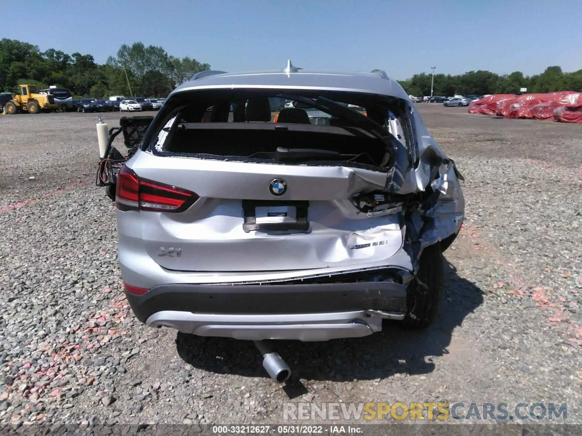 6 Photograph of a damaged car WBXJG9C01M5T51706 BMW X1 2021