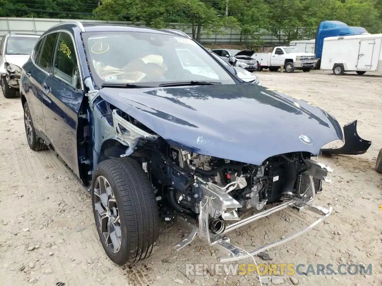 1 Photograph of a damaged car WBXJG9C01M5T54184 BMW X1 2021