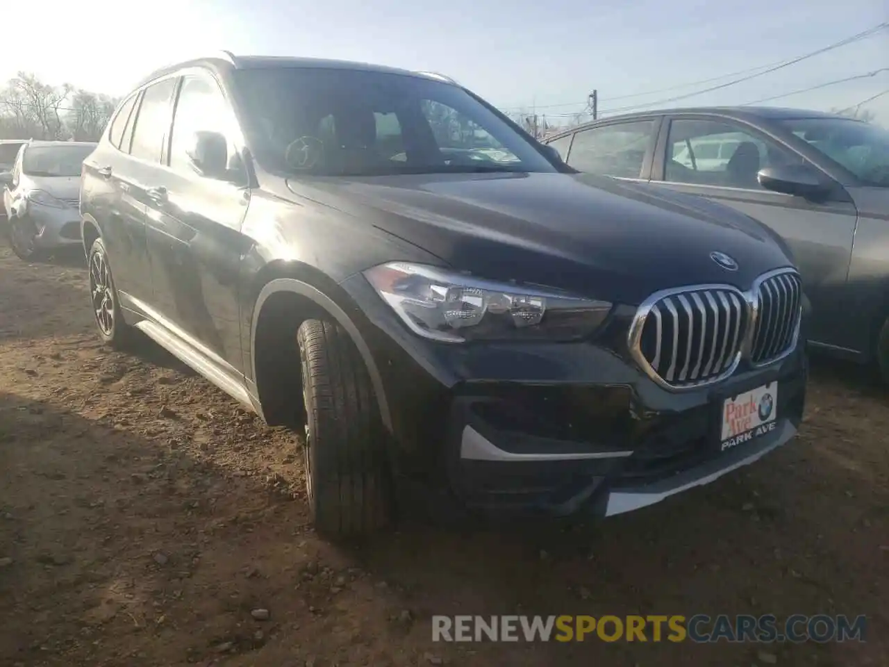 1 Фотография поврежденного автомобиля WBXJG9C01M5T64990 BMW X1 2021