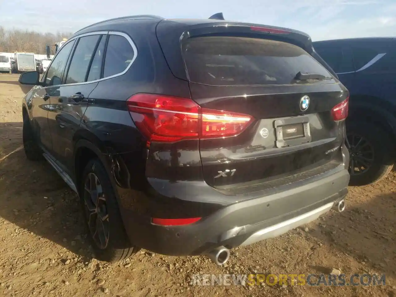 3 Photograph of a damaged car WBXJG9C01M5T64990 BMW X1 2021