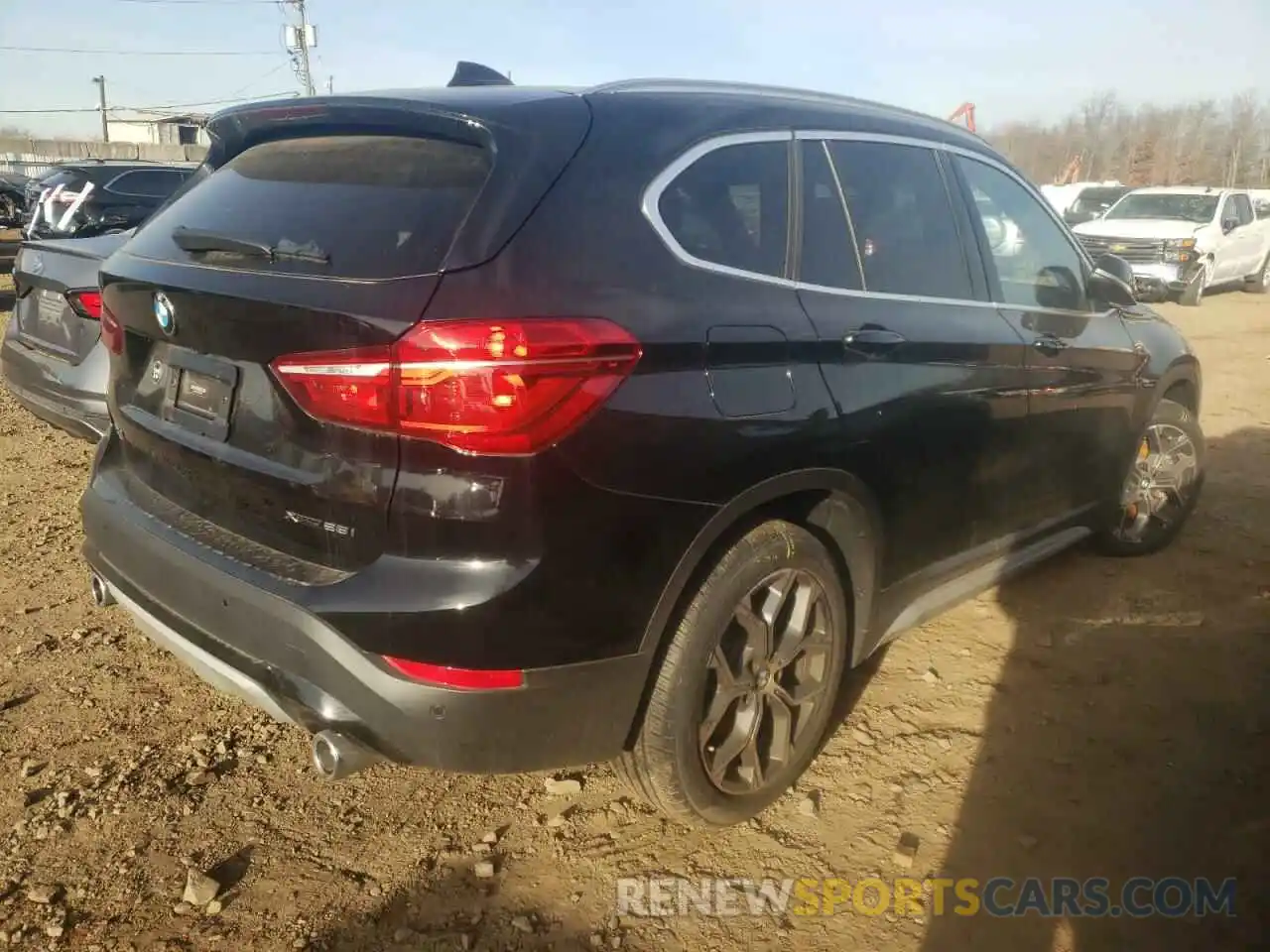 4 Photograph of a damaged car WBXJG9C01M5T64990 BMW X1 2021