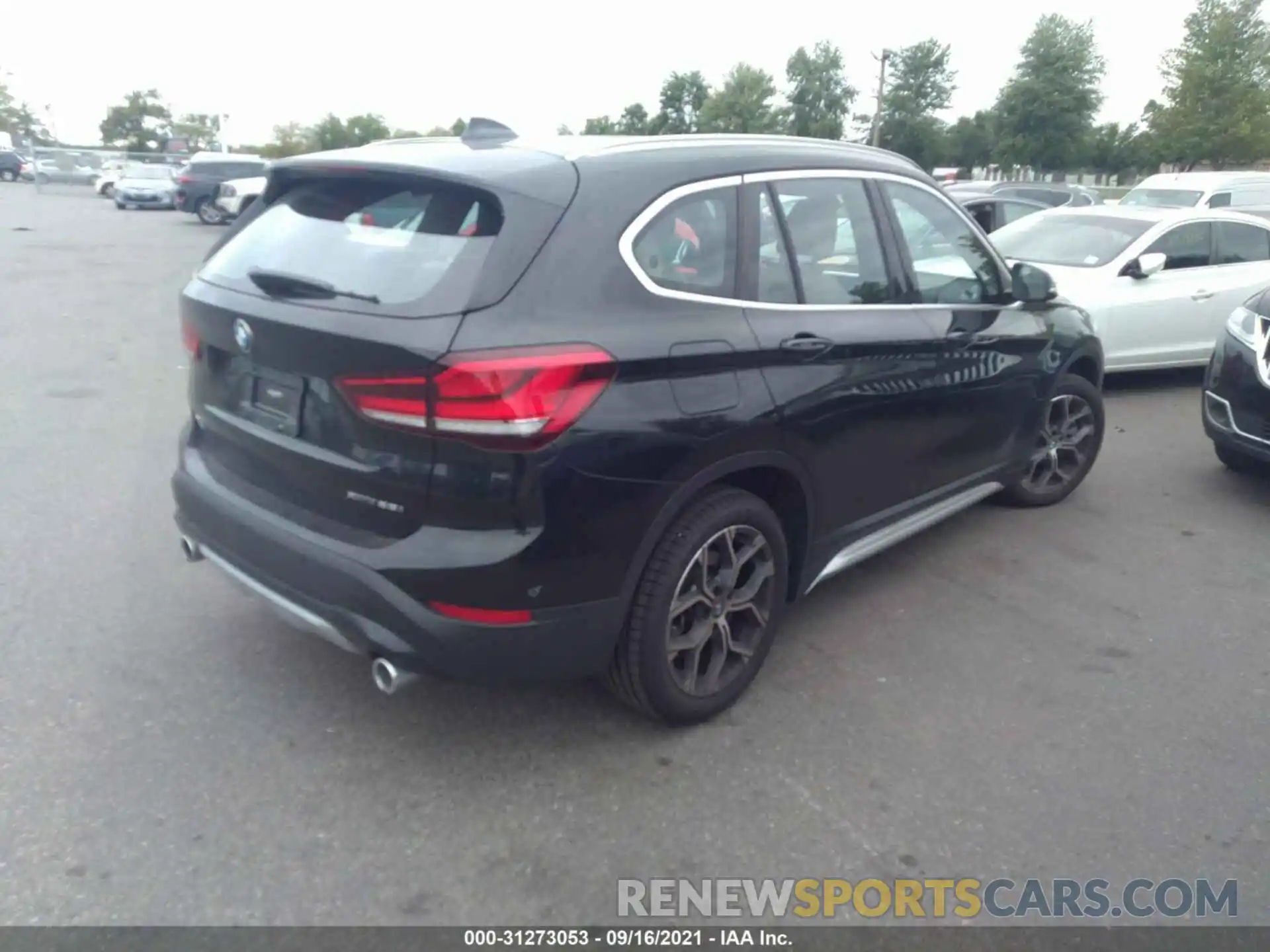 4 Фотография поврежденного автомобиля WBXJG9C02M5S15472 BMW X1 2021