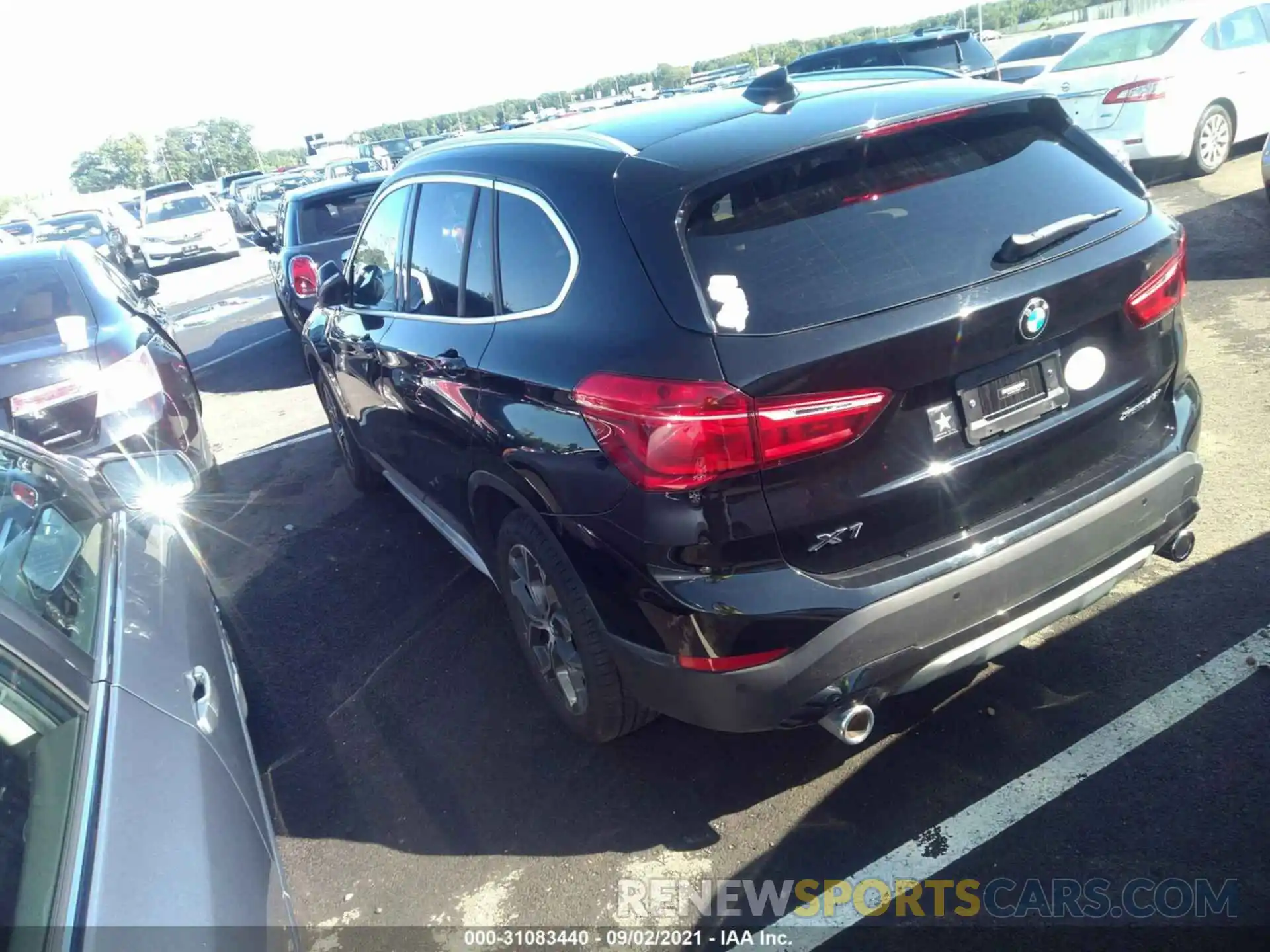 3 Photograph of a damaged car WBXJG9C02M5S64557 BMW X1 2021