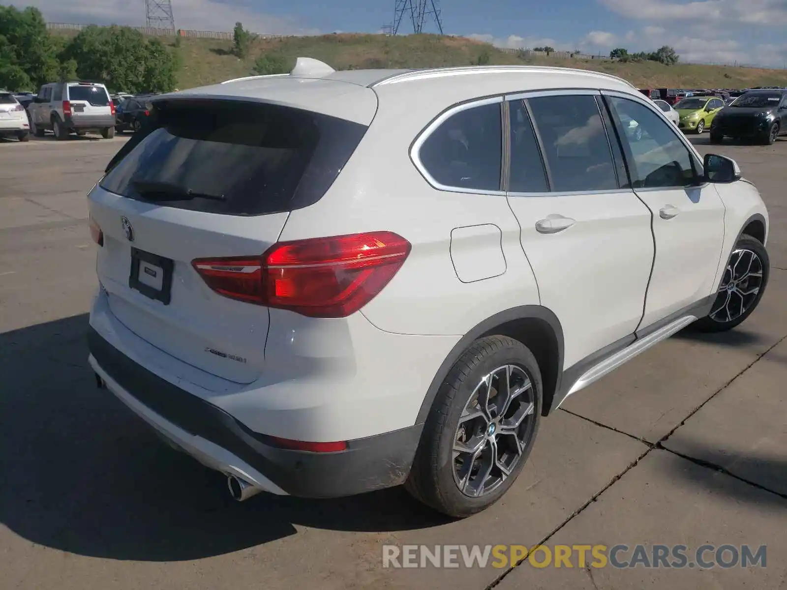 4 Photograph of a damaged car WBXJG9C02M5S89328 BMW X1 2021