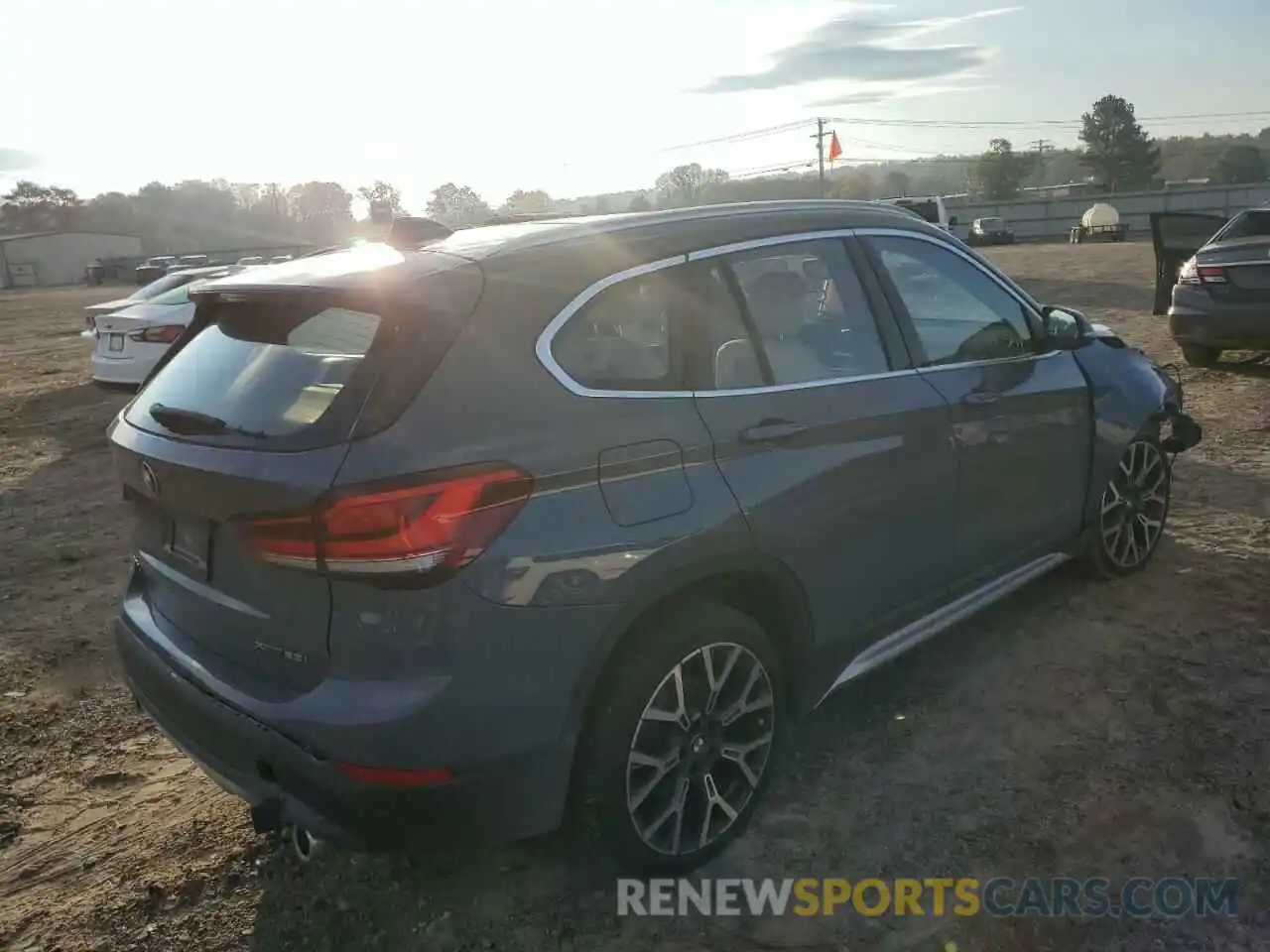 4 Photograph of a damaged car WBXJG9C03M5S05551 BMW X1 2021