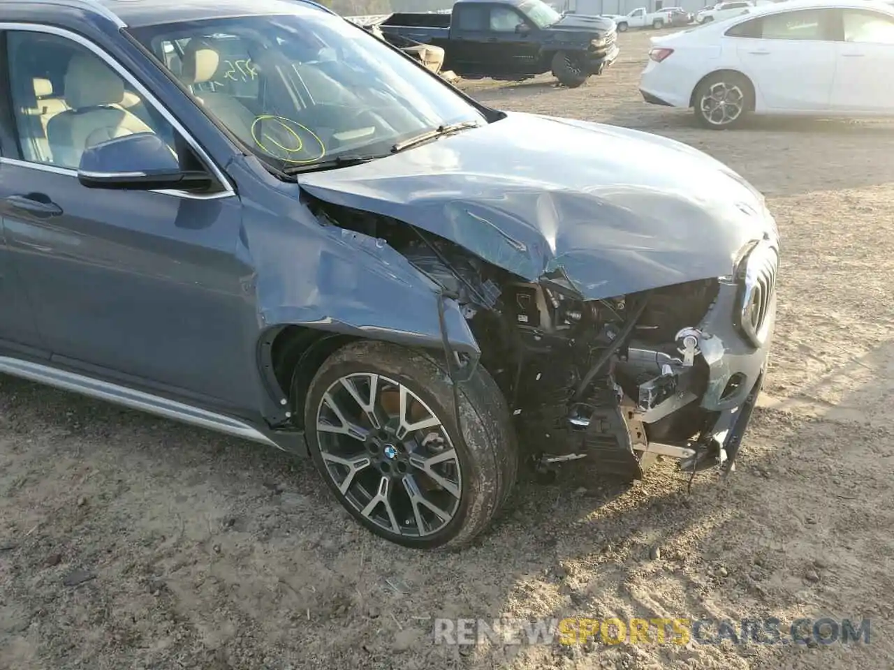 9 Photograph of a damaged car WBXJG9C03M5S05551 BMW X1 2021