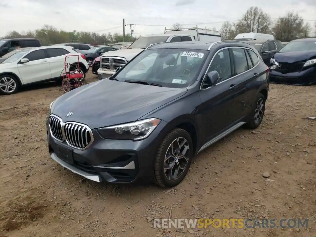 2 Фотография поврежденного автомобиля WBXJG9C03M5S15769 BMW X1 2021