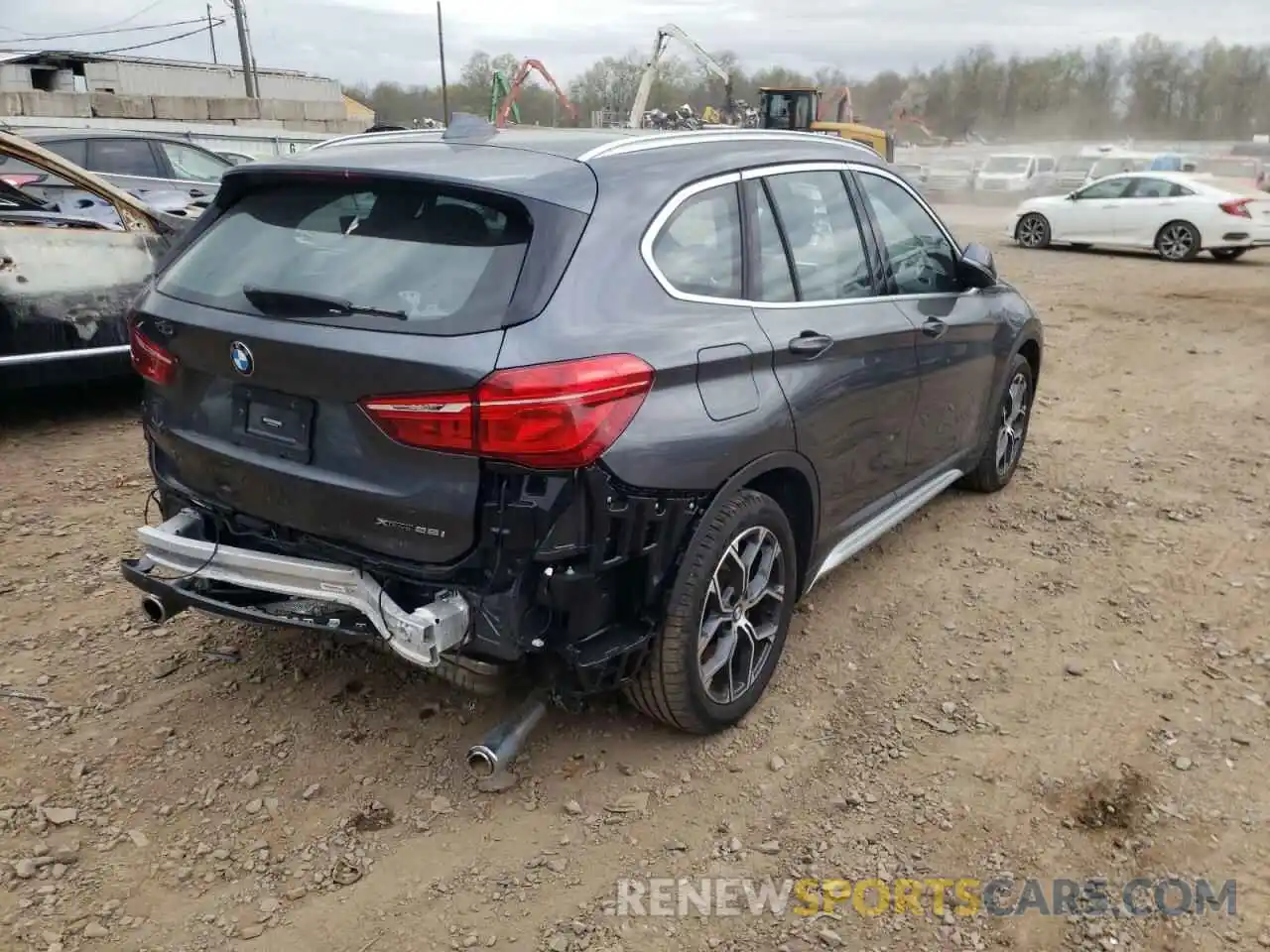 4 Фотография поврежденного автомобиля WBXJG9C03M5S15769 BMW X1 2021