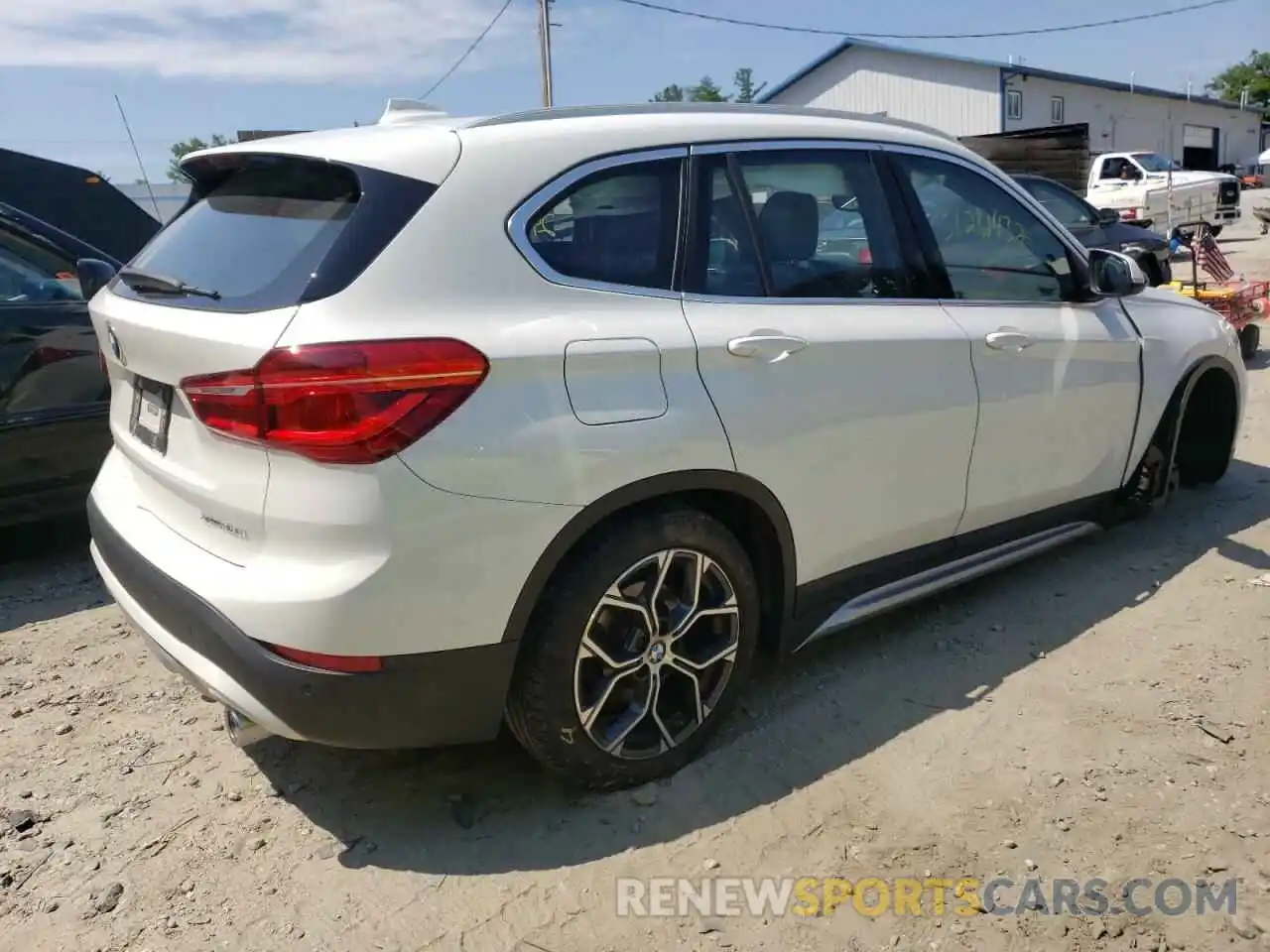 4 Photograph of a damaged car WBXJG9C04M5S25341 BMW X1 2021