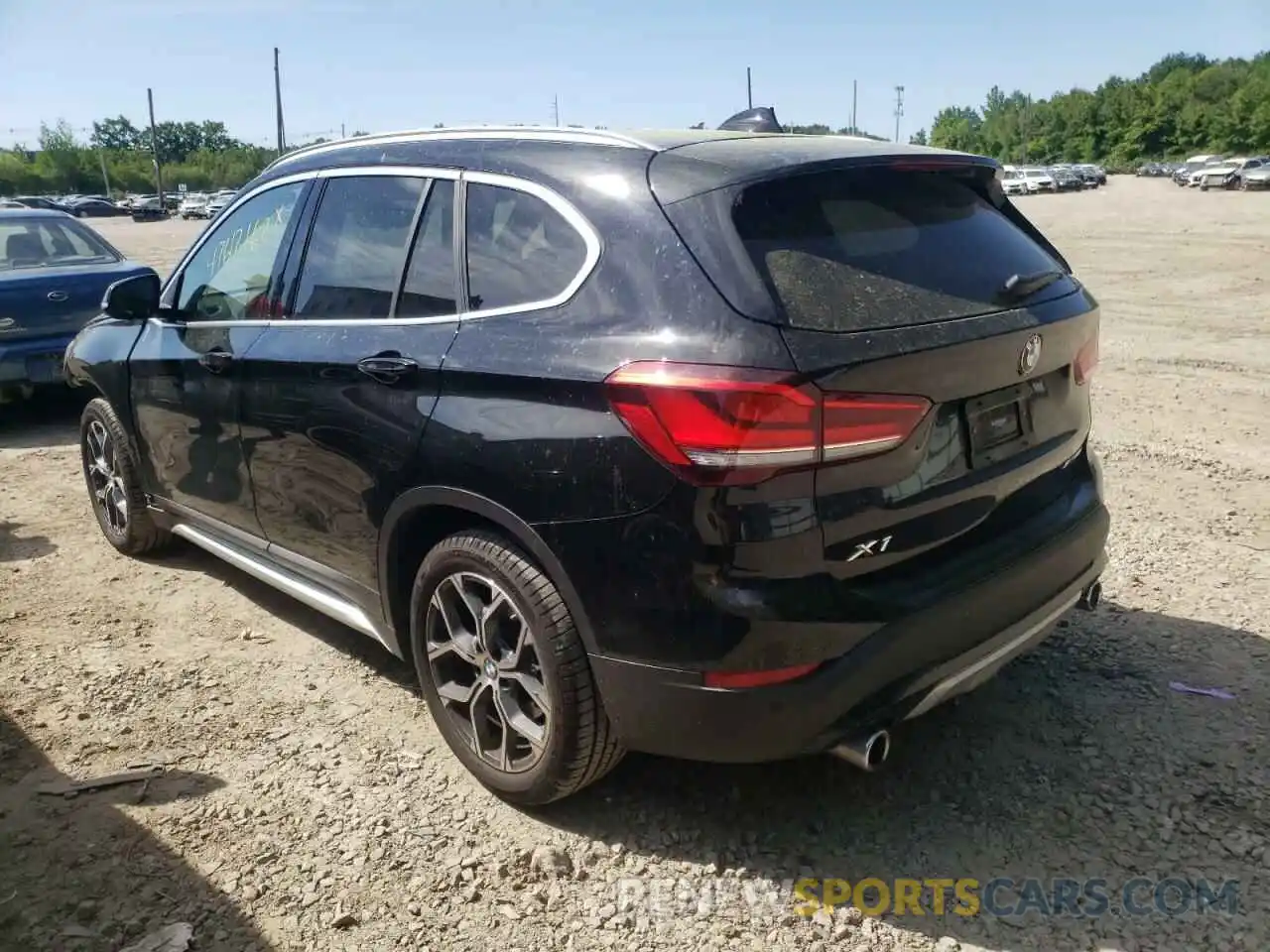 3 Photograph of a damaged car WBXJG9C04M5S78704 BMW X1 2021