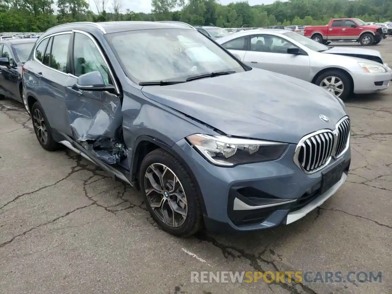 1 Photograph of a damaged car WBXJG9C05M5S12419 BMW X1 2021