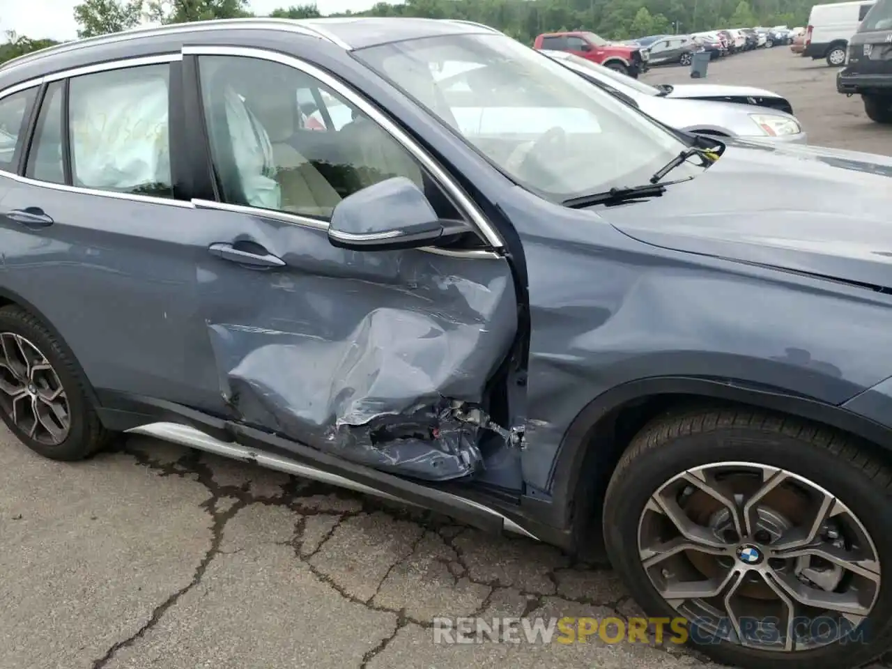 9 Photograph of a damaged car WBXJG9C05M5S12419 BMW X1 2021