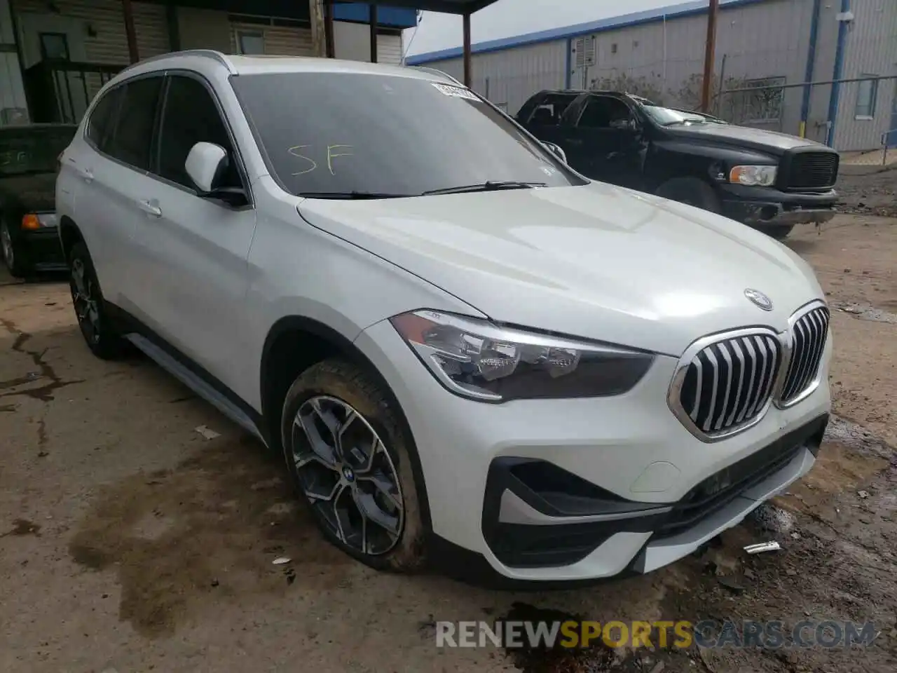 1 Photograph of a damaged car WBXJG9C05M5S20343 BMW X1 2021