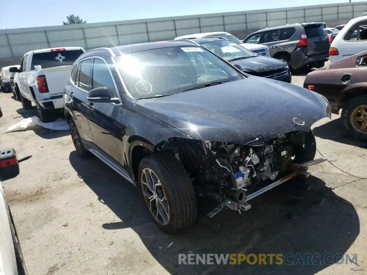 1 Photograph of a damaged car WBXJG9C05M5S76167 BMW X1 2021