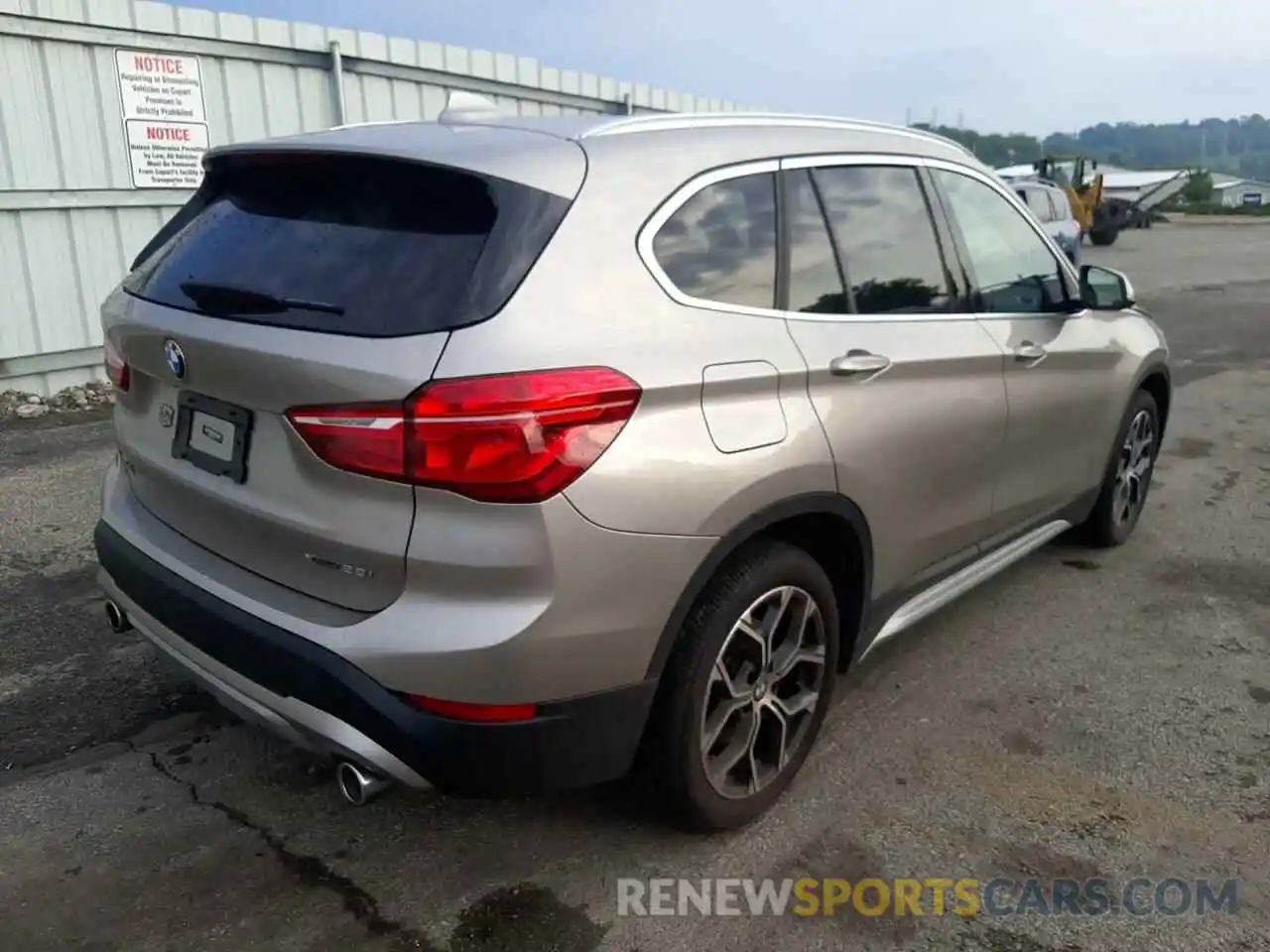 4 Photograph of a damaged car WBXJG9C05M5T37775 BMW X1 2021