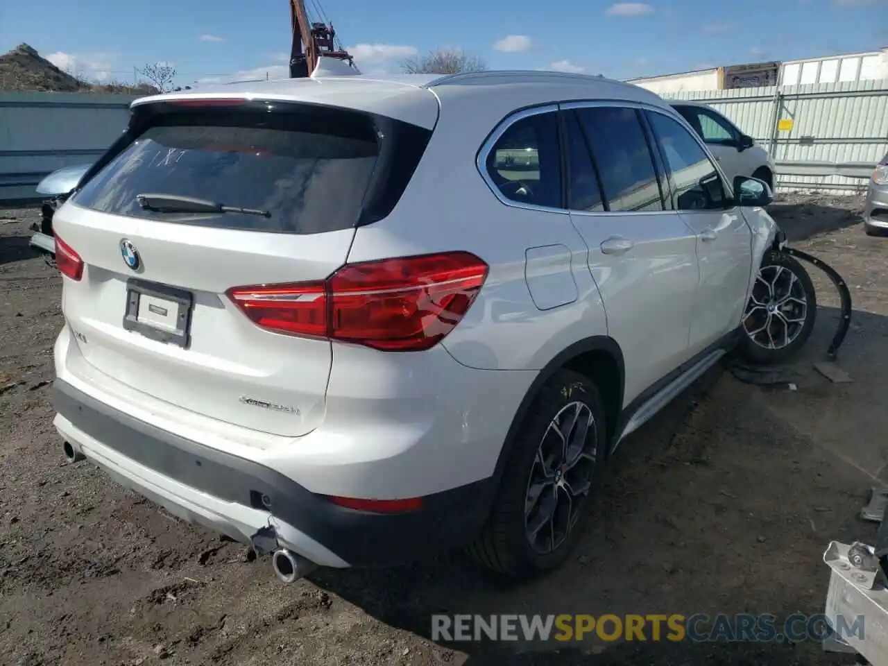 4 Photograph of a damaged car WBXJG9C05M5T92632 BMW X1 2021