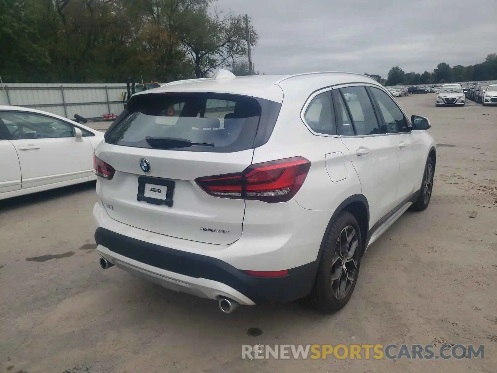 4 Photograph of a damaged car WBXJG9C06M5S29178 BMW X1 2021