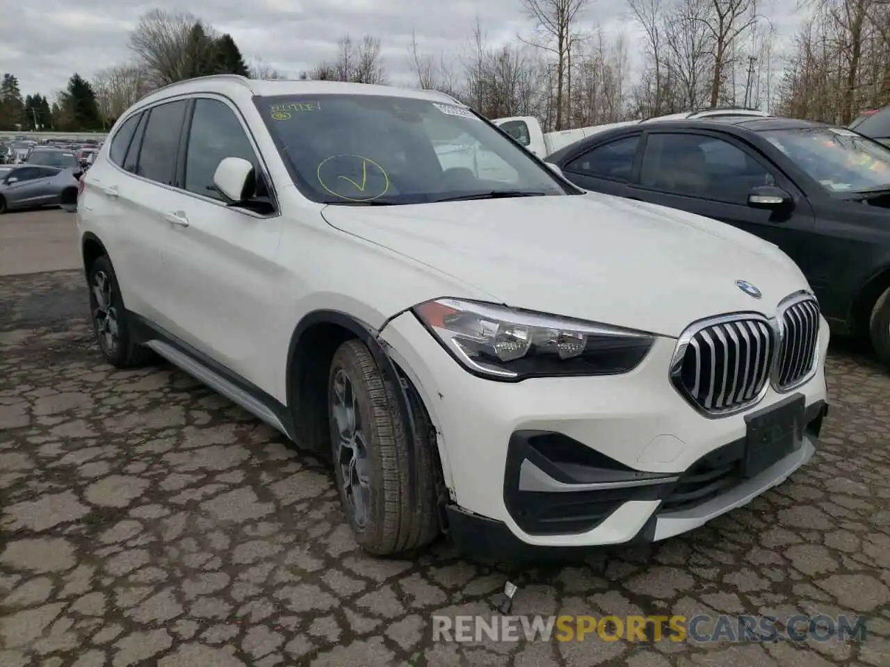 1 Photograph of a damaged car WBXJG9C07M5S89907 BMW X1 2021