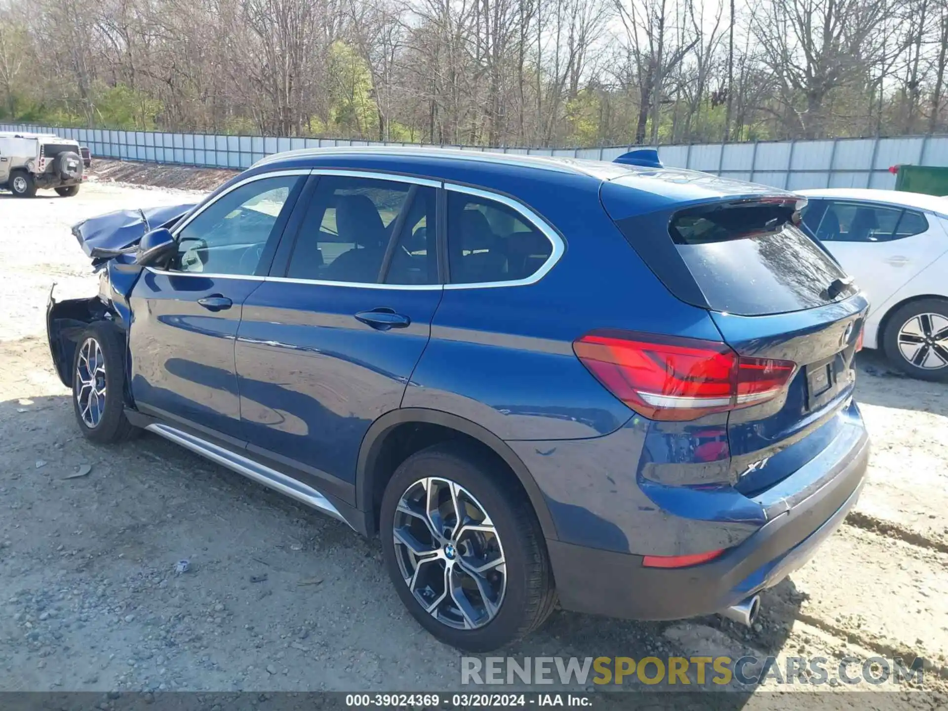 3 Photograph of a damaged car WBXJG9C07M5U30877 BMW X1 2021