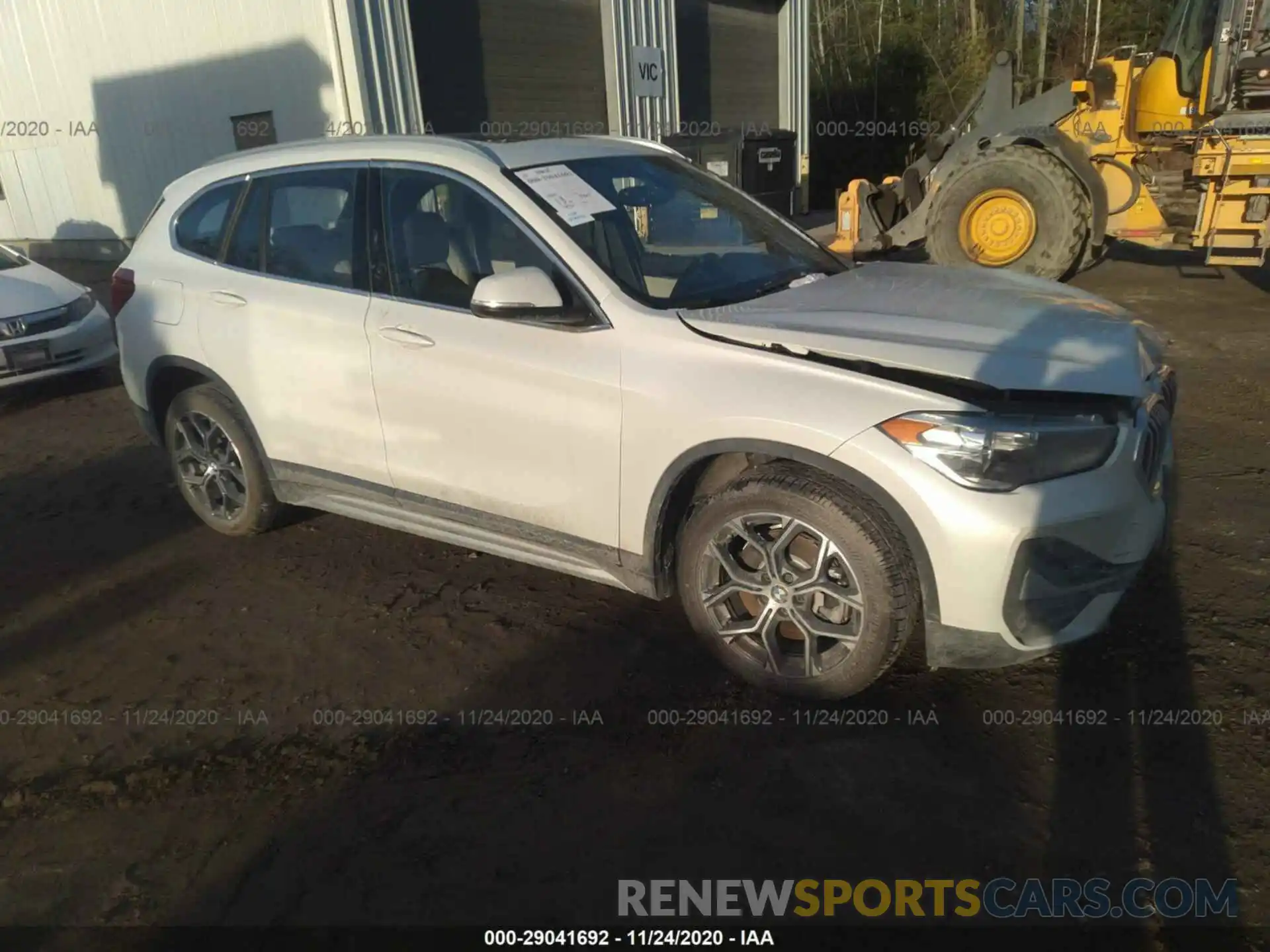 1 Фотография поврежденного автомобиля WBXJG9C08M5S09708 BMW X1 2021