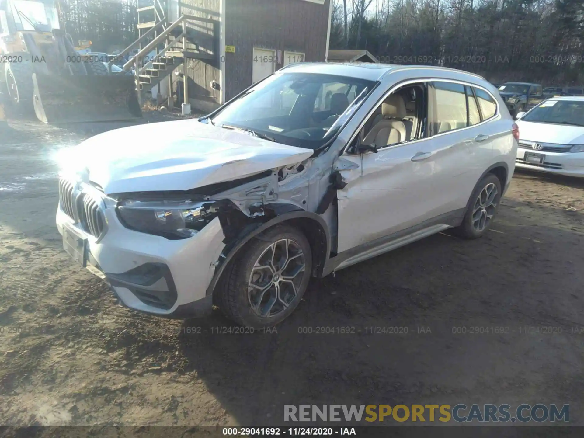 2 Фотография поврежденного автомобиля WBXJG9C08M5S09708 BMW X1 2021