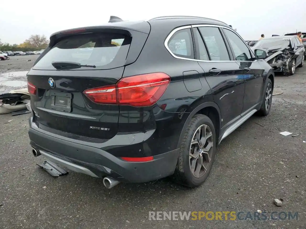 4 Photograph of a damaged car WBXJG9C08M5S15962 BMW X1 2021