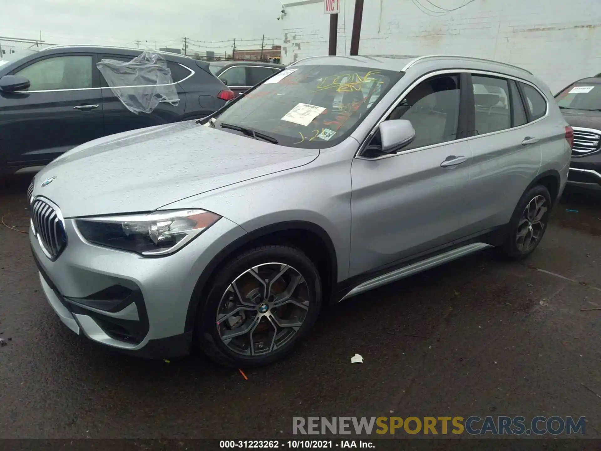 2 Фотография поврежденного автомобиля WBXJG9C08M5S20482 BMW X1 2021