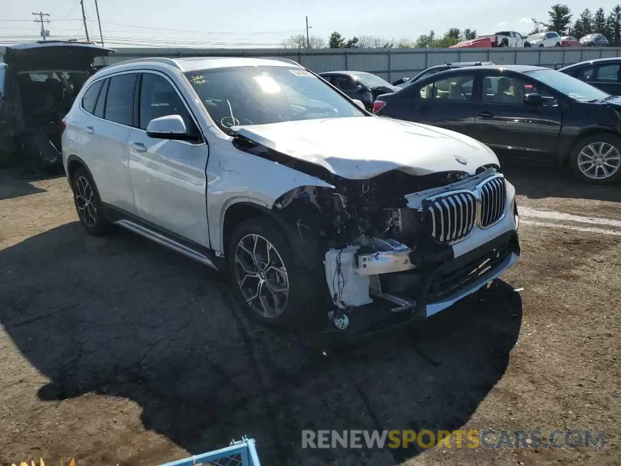 1 Photograph of a damaged car WBXJG9C08M5T43120 BMW X1 2021