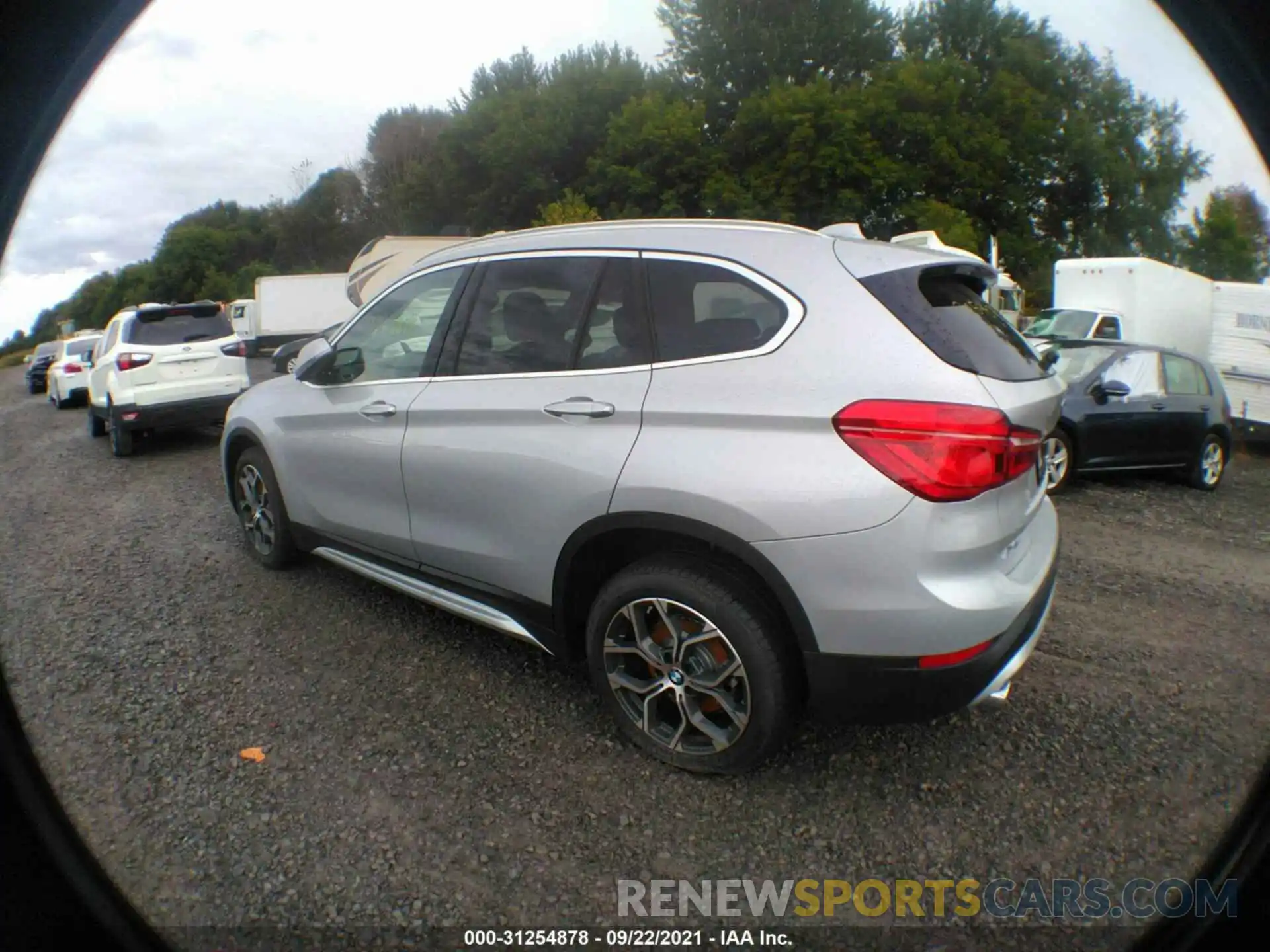 3 Photograph of a damaged car WBXJG9C09M5S54205 BMW X1 2021