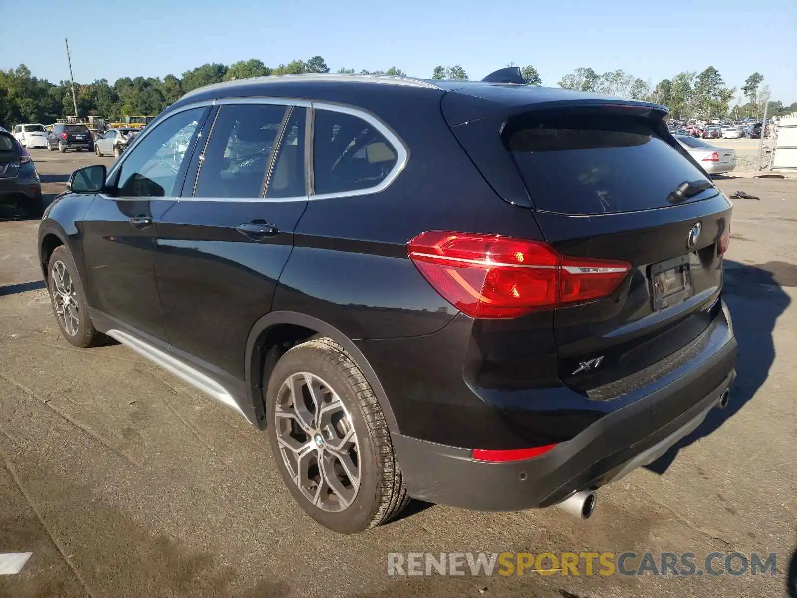 3 Photograph of a damaged car WBXJG9C09M5T53915 BMW X1 2021