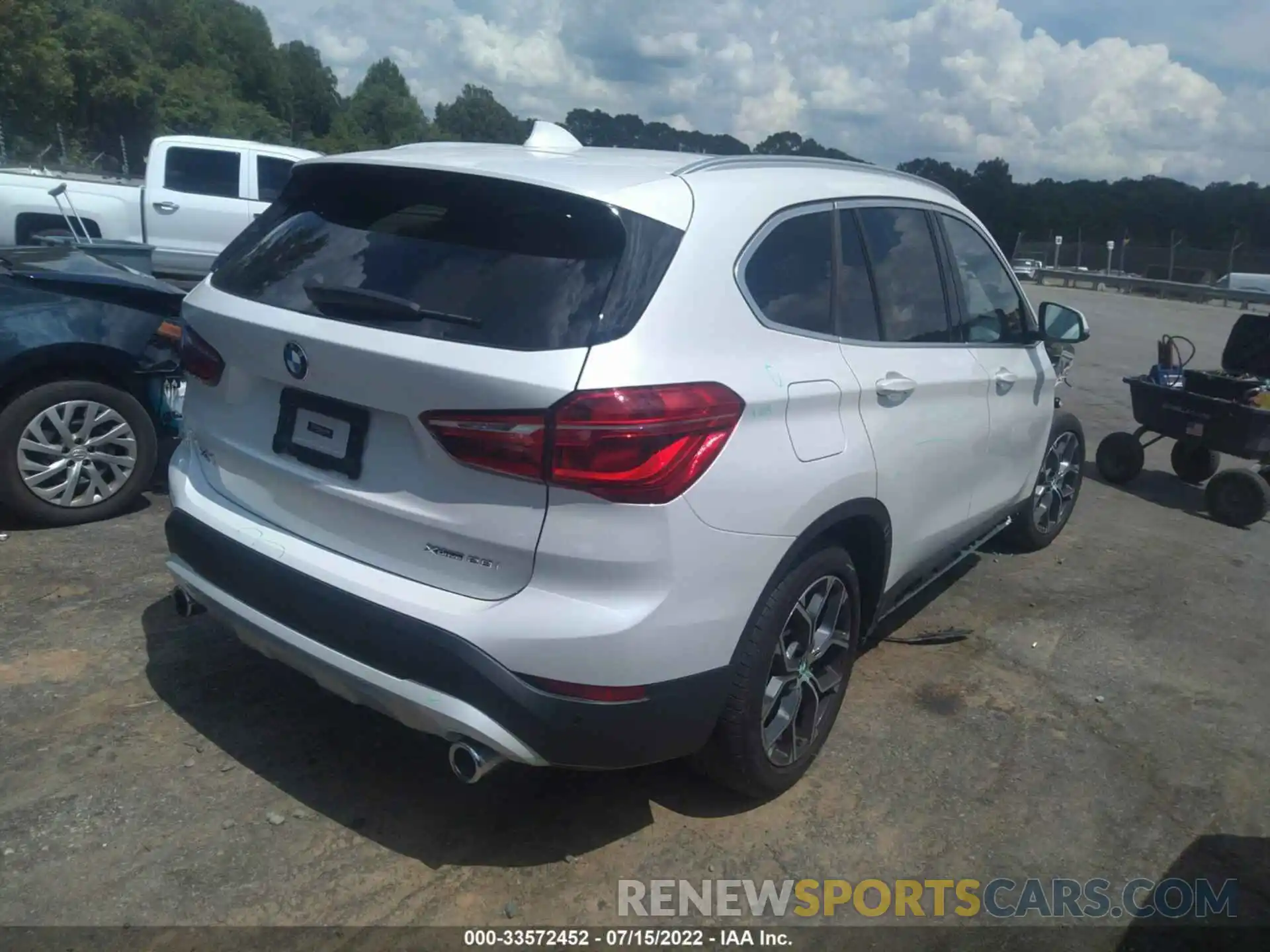 4 Photograph of a damaged car WBXJG9C09M5T88051 BMW X1 2021