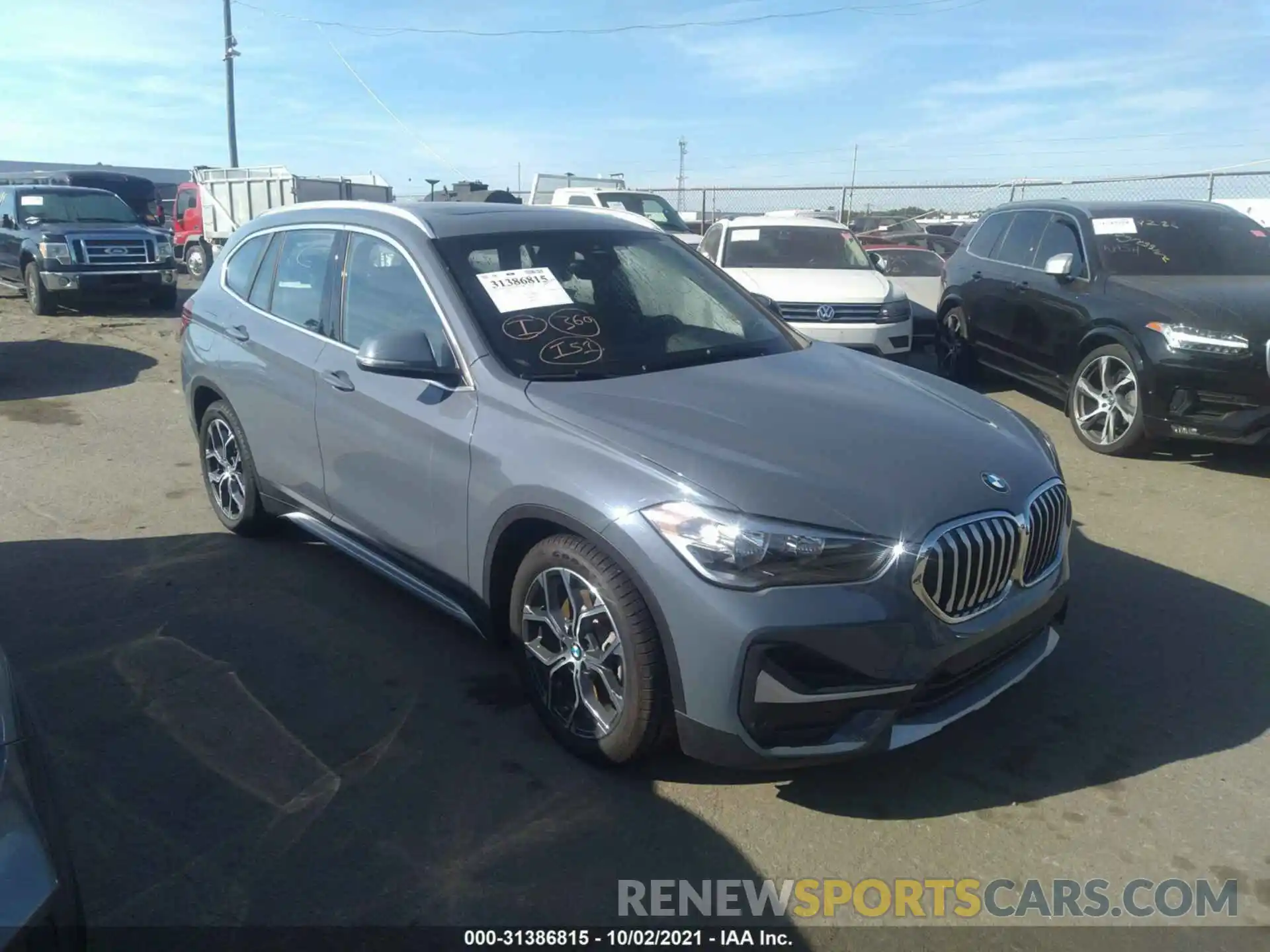 1 Фотография поврежденного автомобиля WBXJG9C0XM5S08091 BMW X1 2021