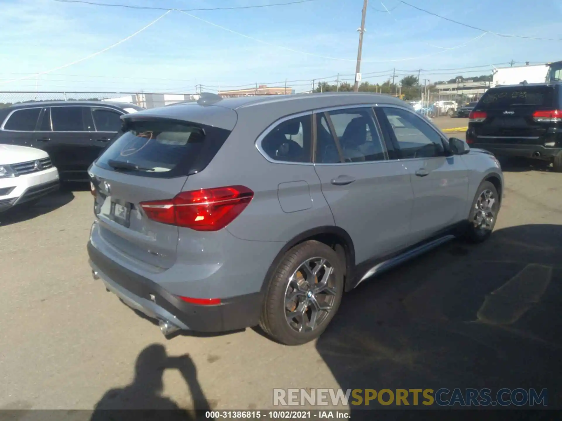 4 Photograph of a damaged car WBXJG9C0XM5S08091 BMW X1 2021