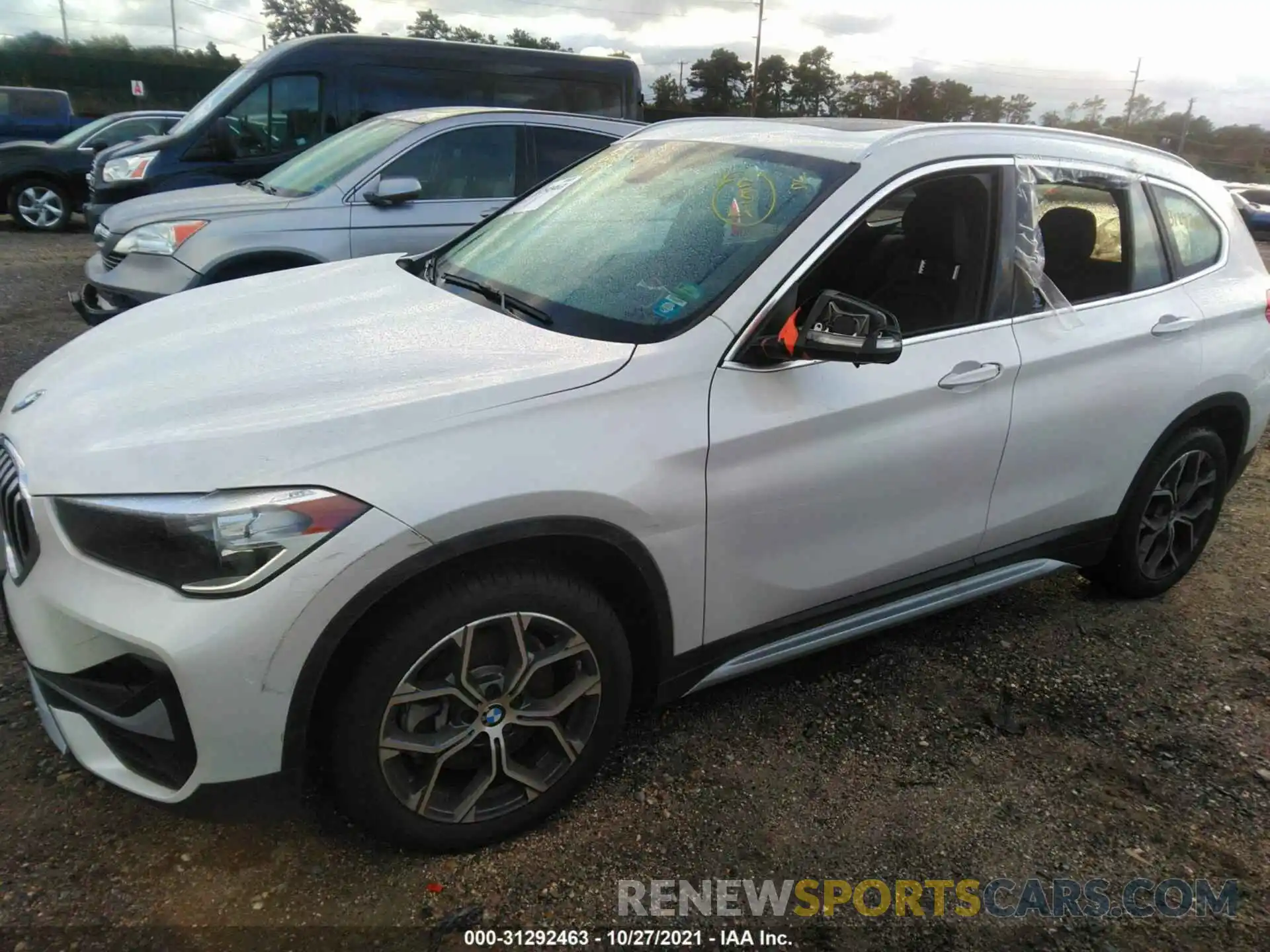 6 Photograph of a damaged car WBXJG9C0XM5S35405 BMW X1 2021