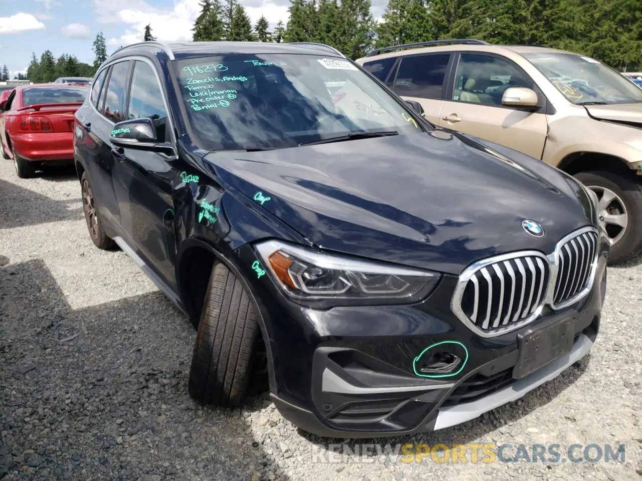 1 Фотография поврежденного автомобиля WBXJG9C0XM5T70528 BMW X1 2021