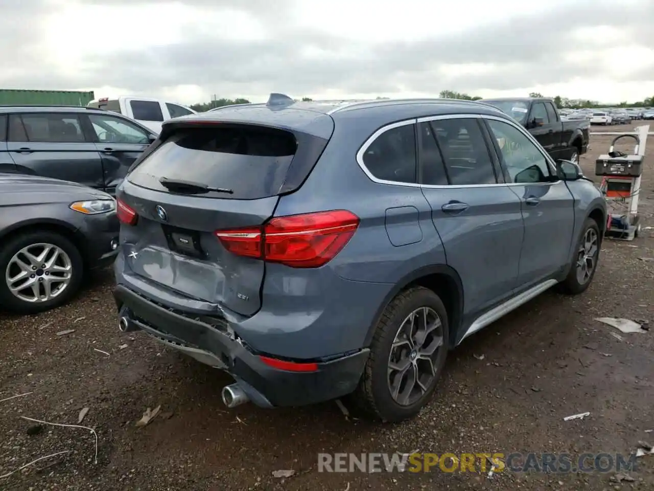 4 Photograph of a damaged car WBXJG7C04N5U68833 BMW X1 2022