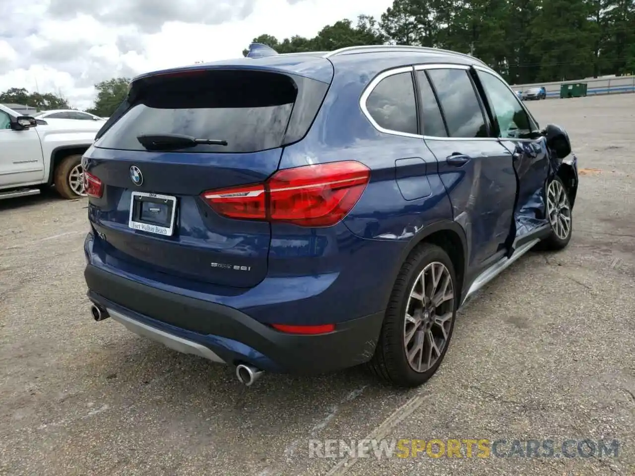 4 Photograph of a damaged car WBXJG7C06N5U56635 BMW X1 2022