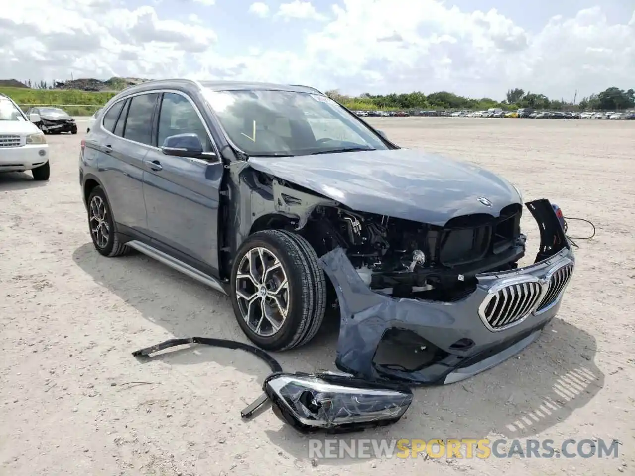 1 Photograph of a damaged car WBXJG9C0XN5U60070 BMW X1 2022