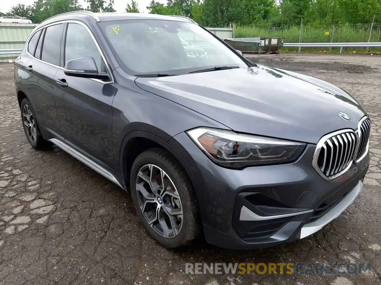 1 Photograph of a damaged car WBXJG9C0XN5U89598 BMW X1 2022