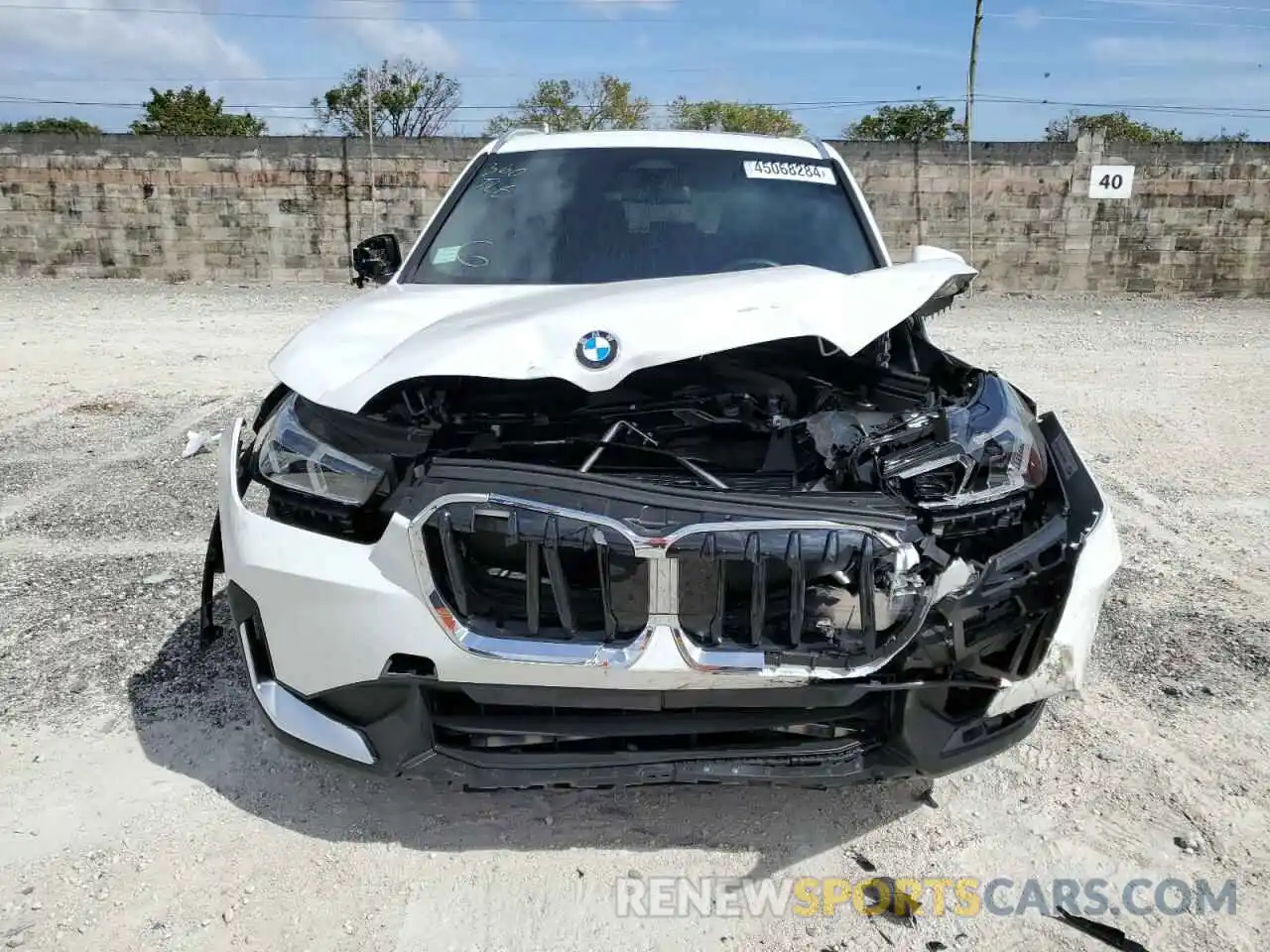 5 Photograph of a damaged car WBX73EF00P5W75194 BMW X1 2023