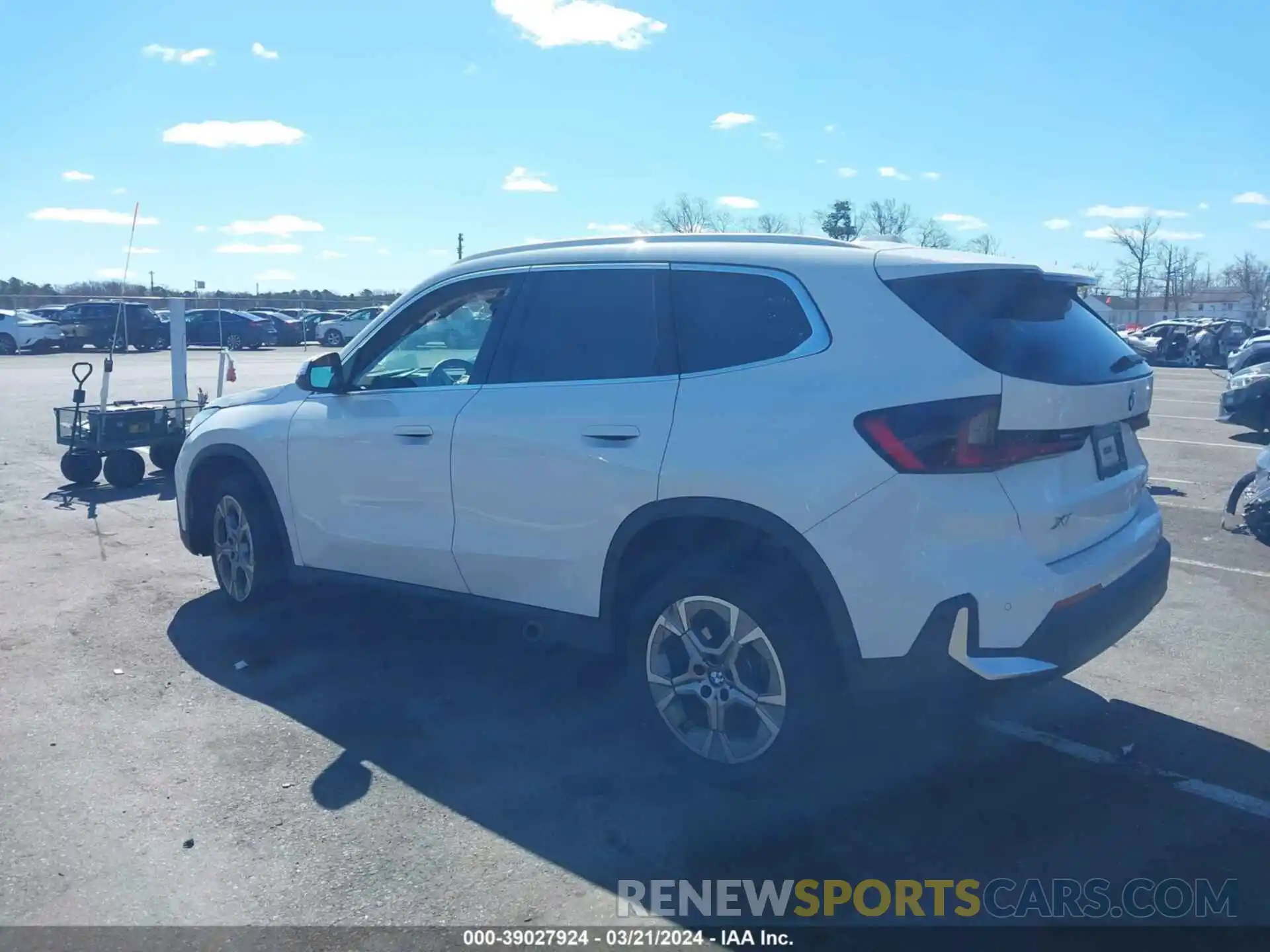 3 Photograph of a damaged car WBX73EF04P5X46946 BMW X1 2023