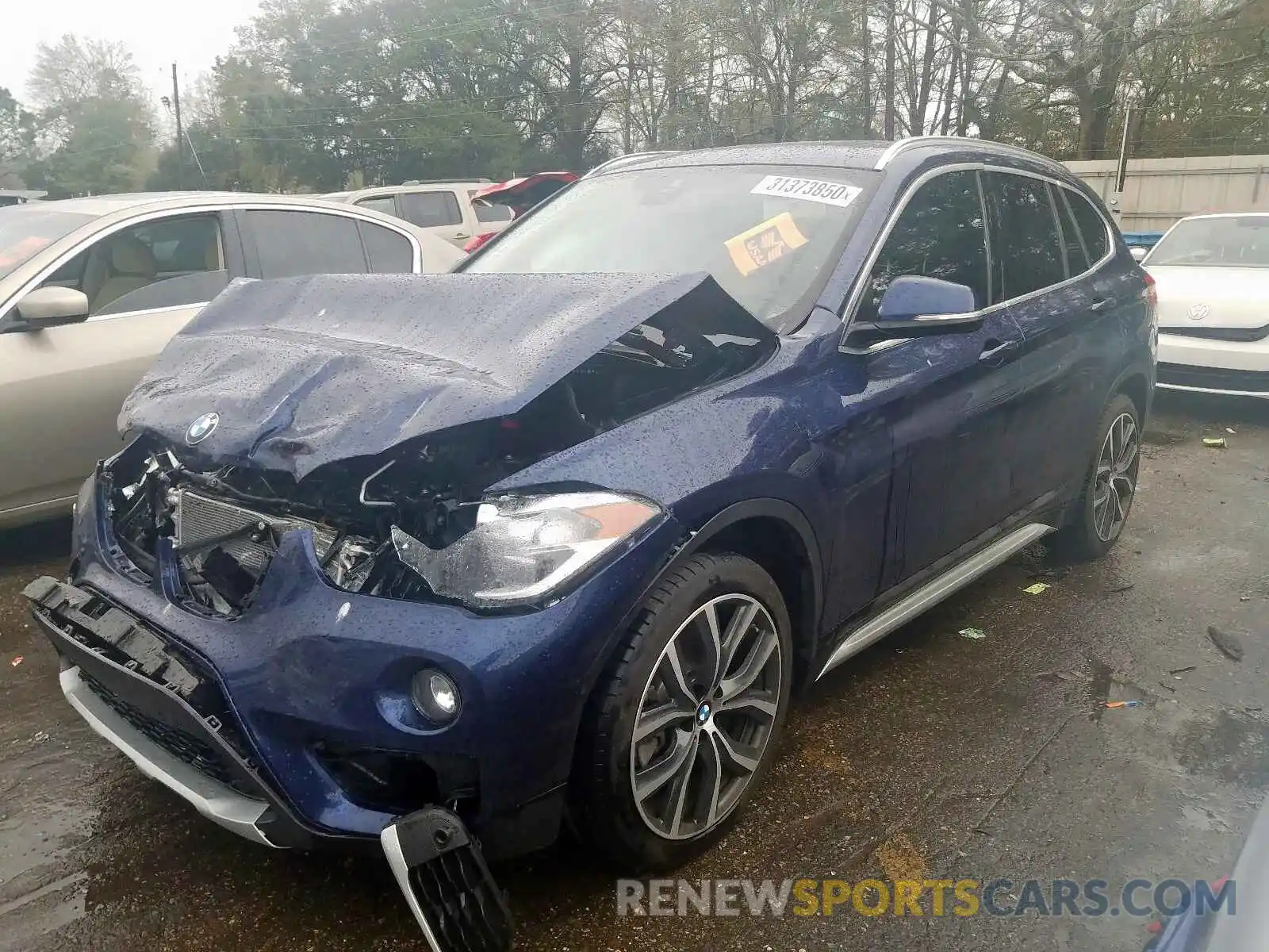 2 Photograph of a damaged car WBXHU7C51K5L11503 BMW X1 SDRIVE2 2019