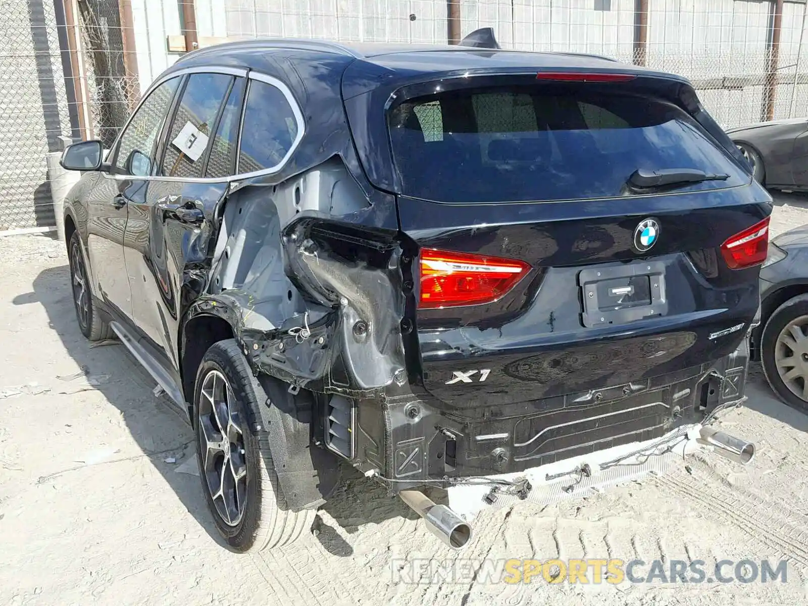 3 Photograph of a damaged car WBXHU7C52K3H44438 BMW X1 SDRIVE2 2019