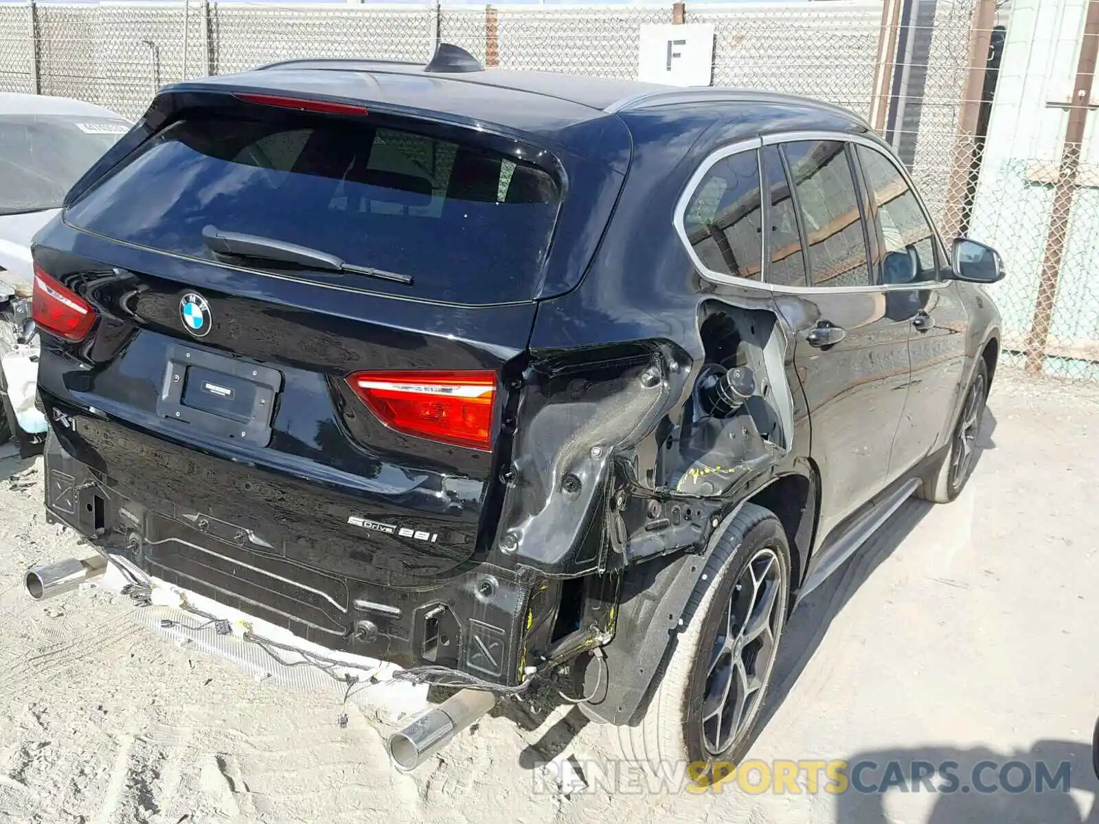4 Photograph of a damaged car WBXHU7C52K3H44438 BMW X1 SDRIVE2 2019