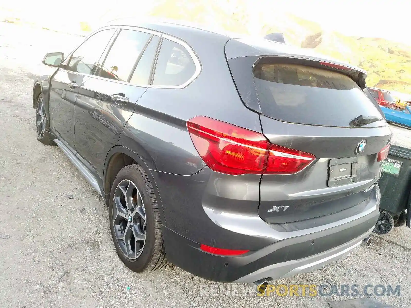 3 Фотография поврежденного автомобиля WBXHU7C53K3H45100 BMW X1 SDRIVE2 2019