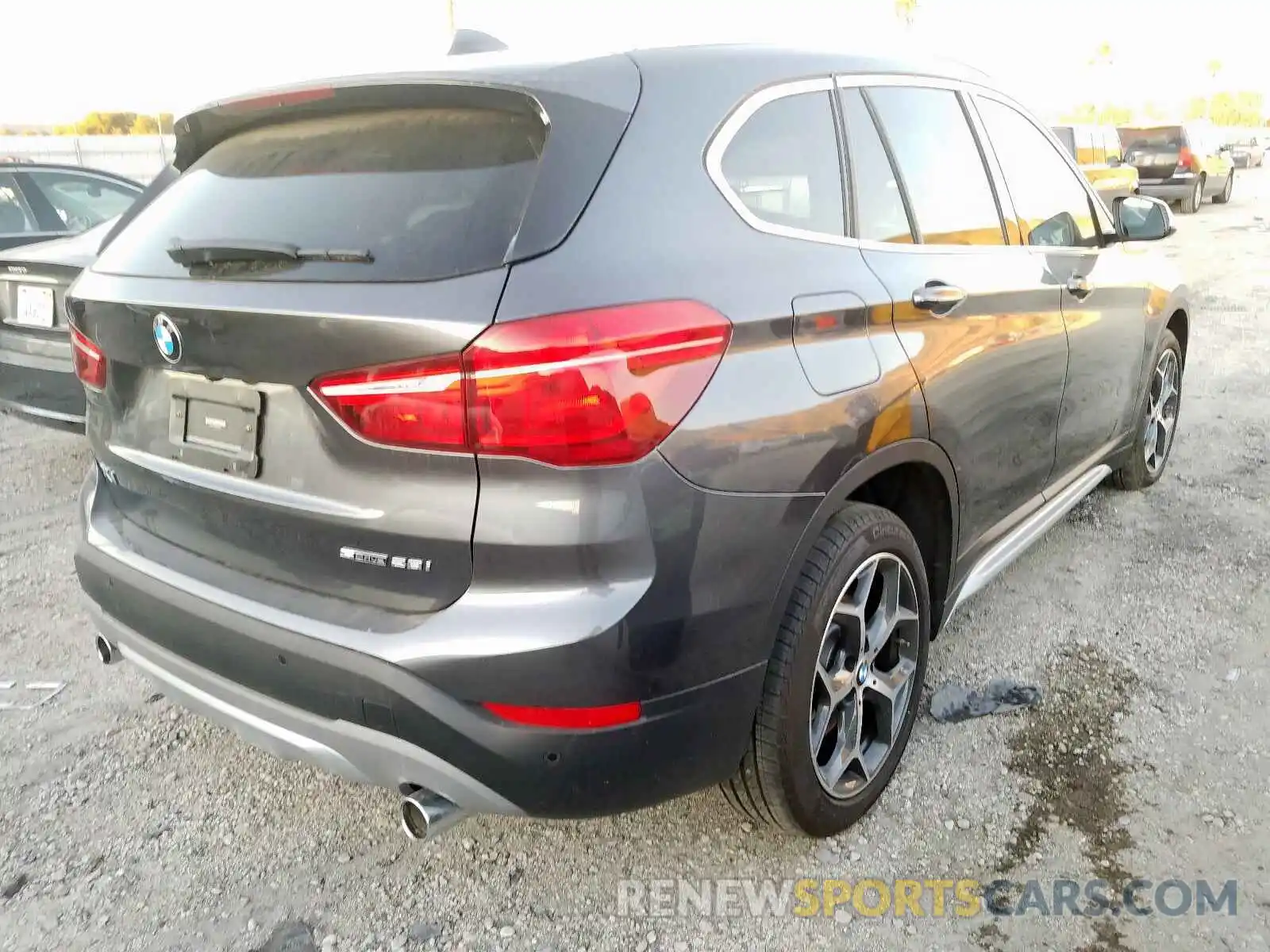 4 Фотография поврежденного автомобиля WBXHU7C53K3H45100 BMW X1 SDRIVE2 2019