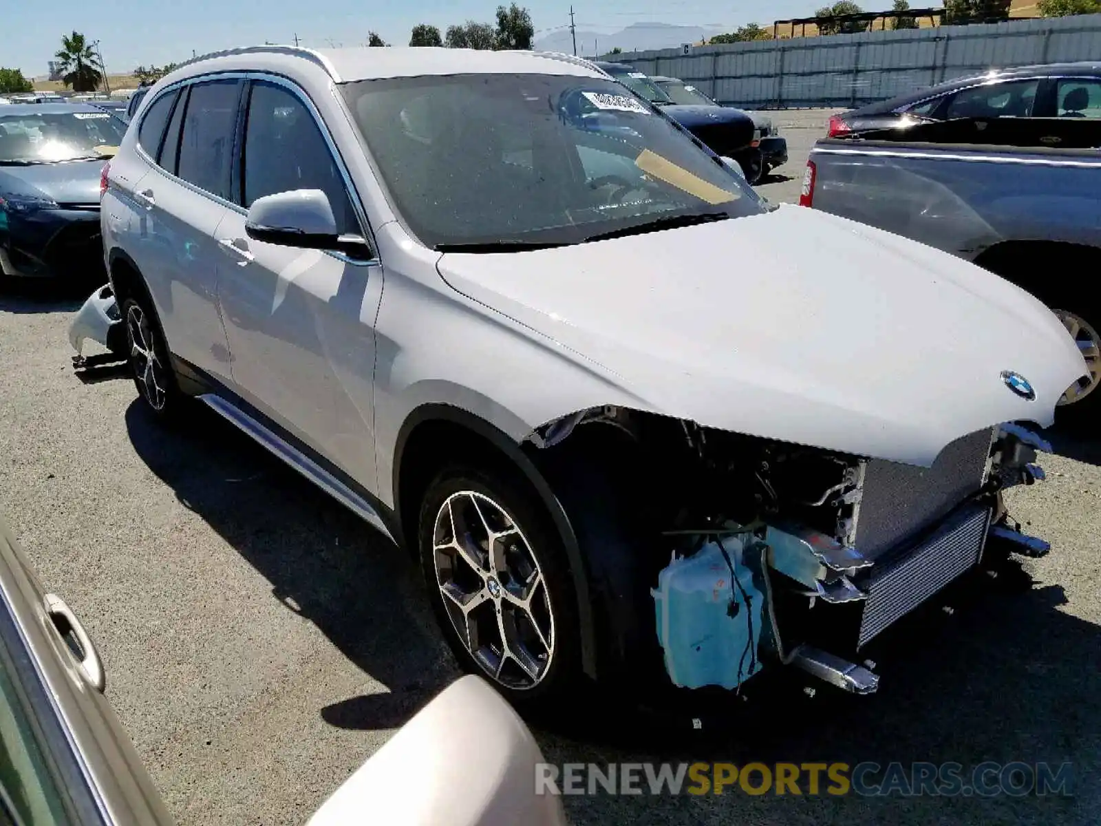 1 Photograph of a damaged car WBXHU7C56K3H44281 BMW X1 SDRIVE2 2019