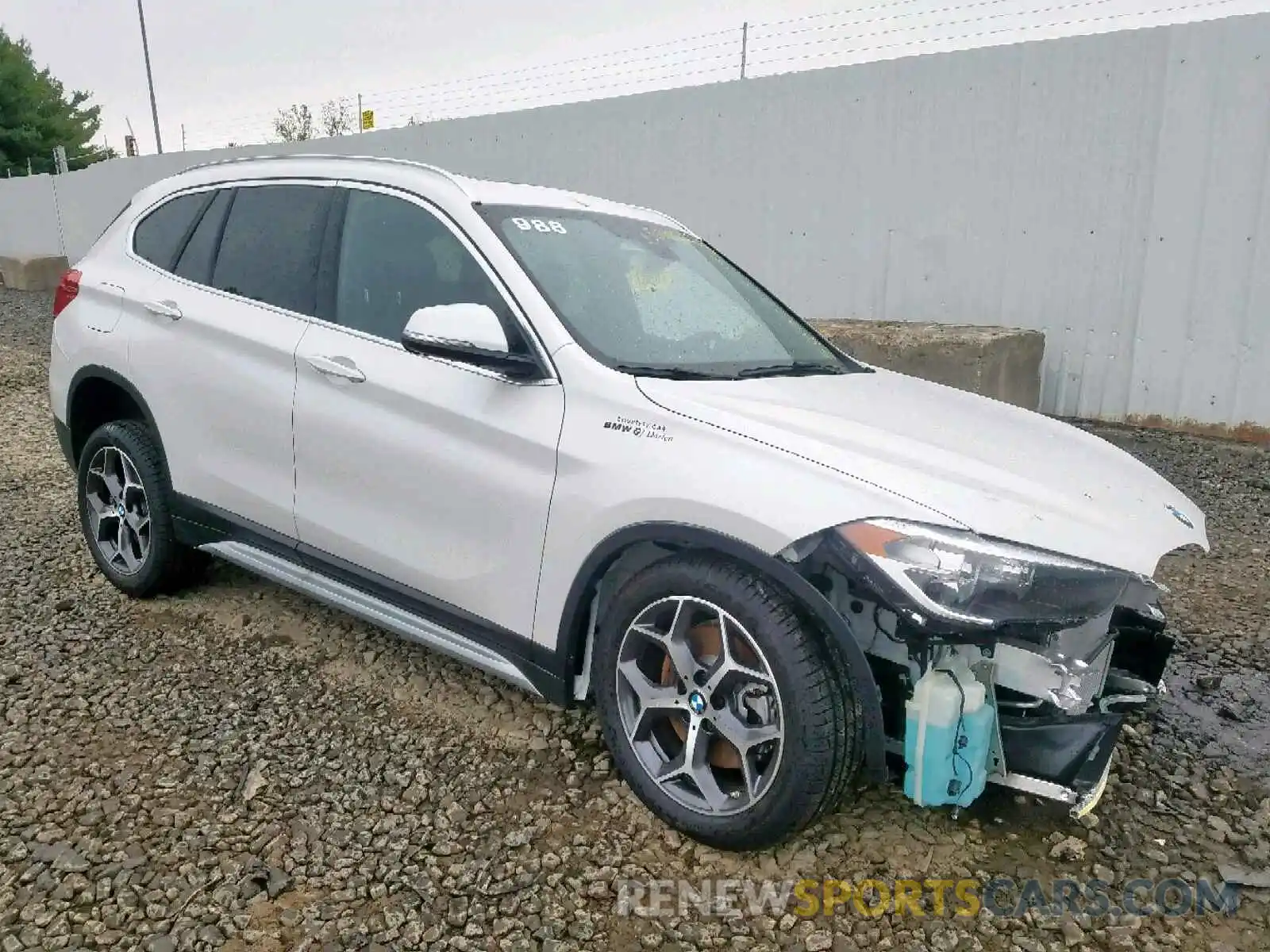 1 Photograph of a damaged car WBXHT3C54K5L38013 BMW X1 XDRIVE2 2019